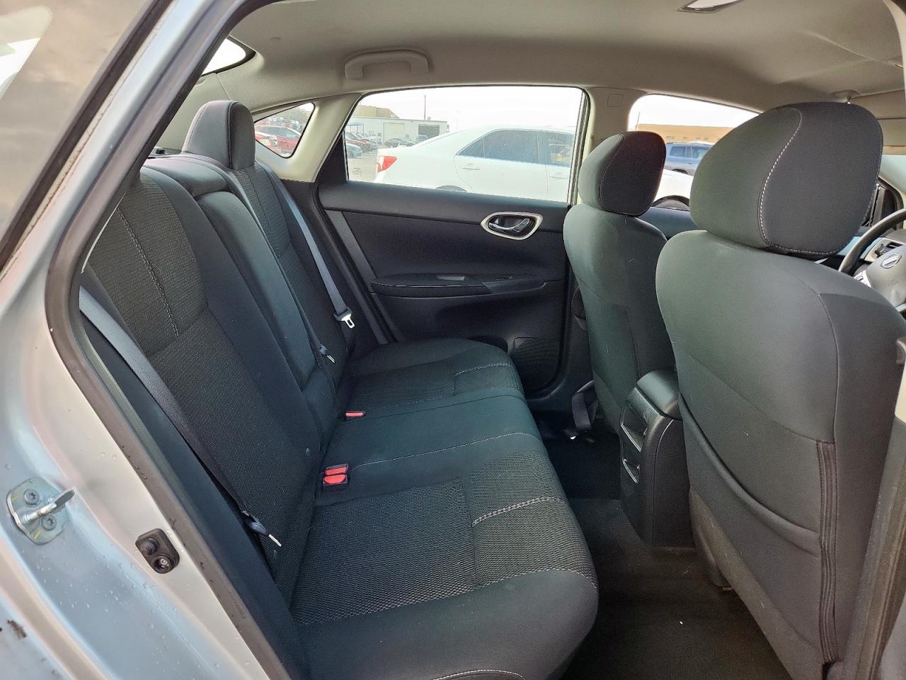 2015 NISSAN SENTRA S photo 10