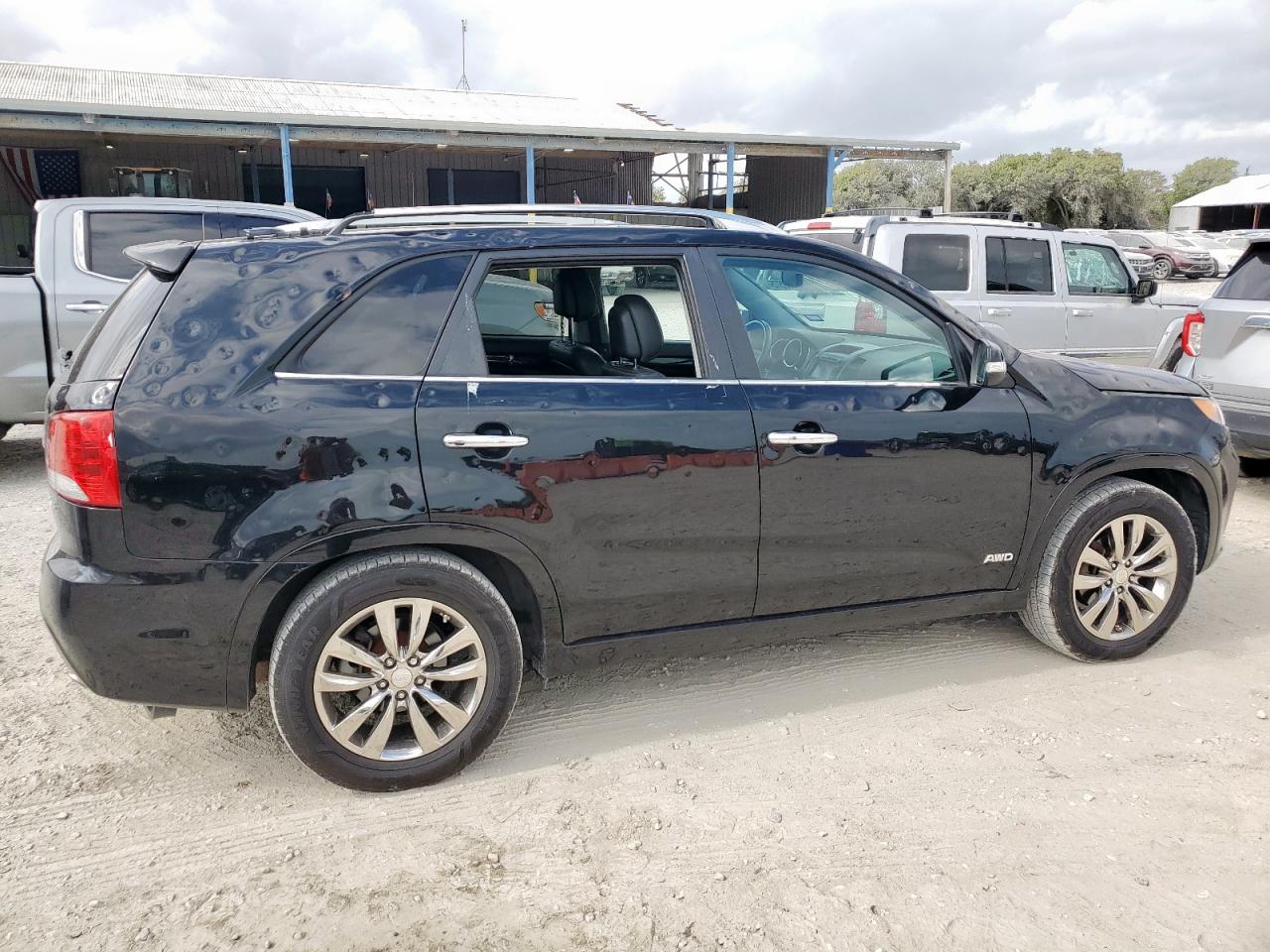 2013 KIA SORENTO SX photo 3