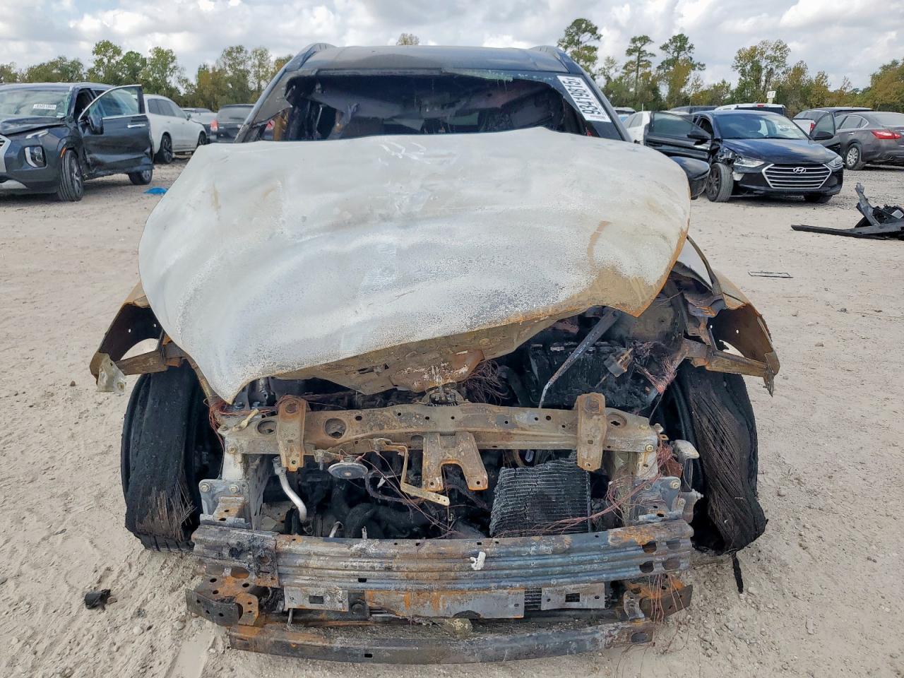 2023 NISSAN KICKS SR photo 5