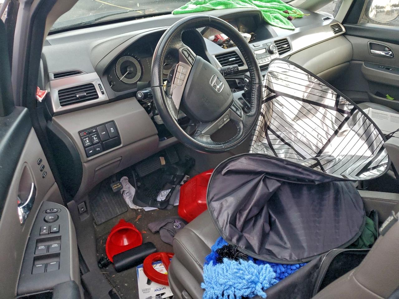 2016 HONDA ODYSSEY TOURING photo 8