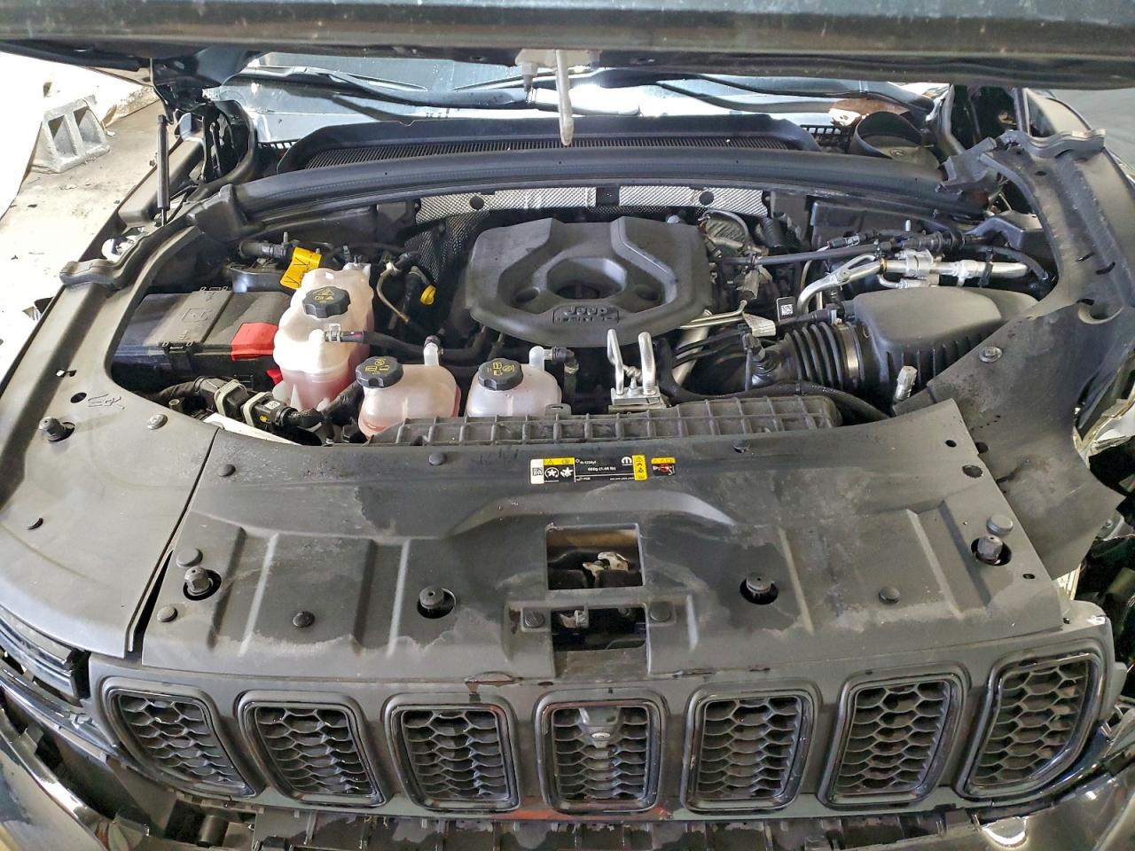 2023 JEEP GRAND CHEROKEE LIMITED 4XE photo 12