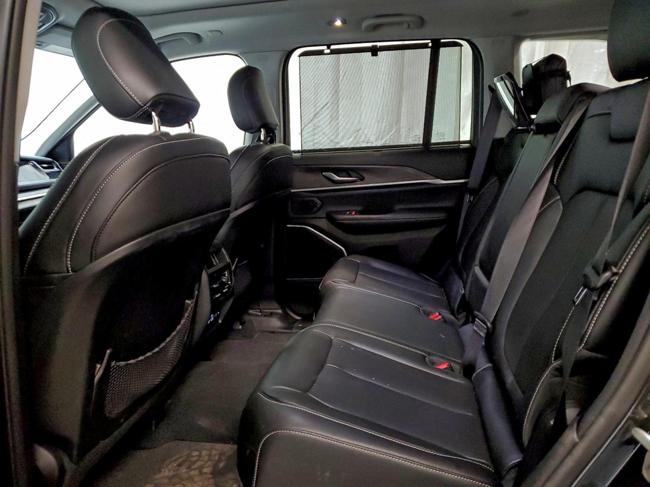 2023 JEEP GRAND CHEROKEE LIMITED 4XE photo 11