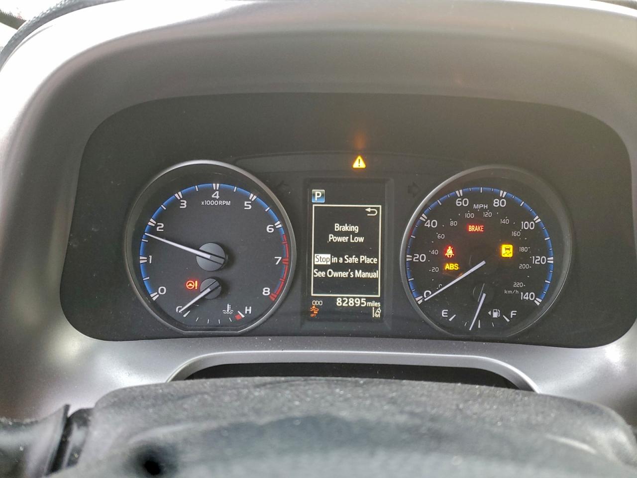 2017 TOYOTA RAV4 XLE photo 17