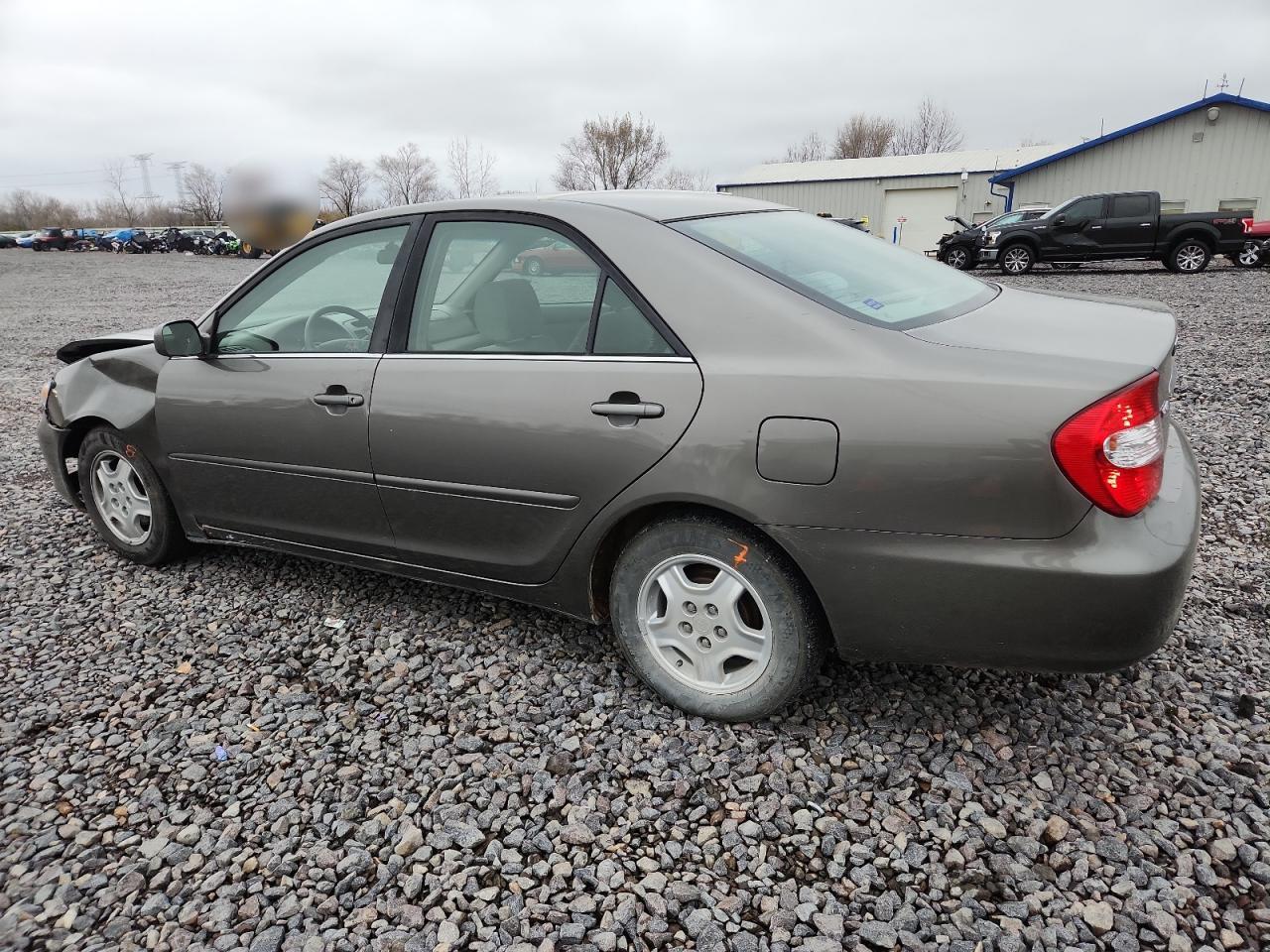 2002 TOYOTA CAMRY LE photo 4