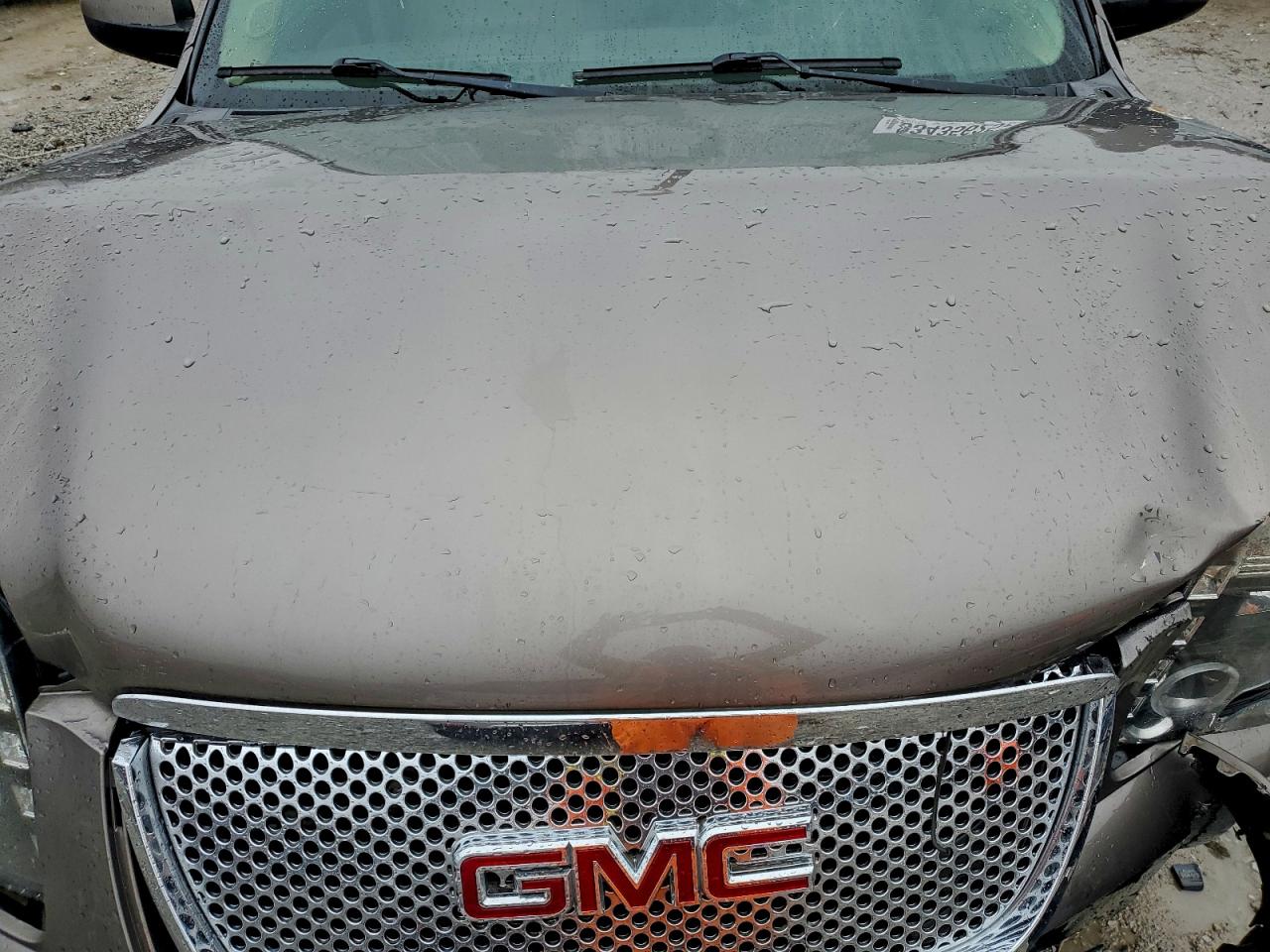 2012 GMC YUKON XL DENALI photo 23