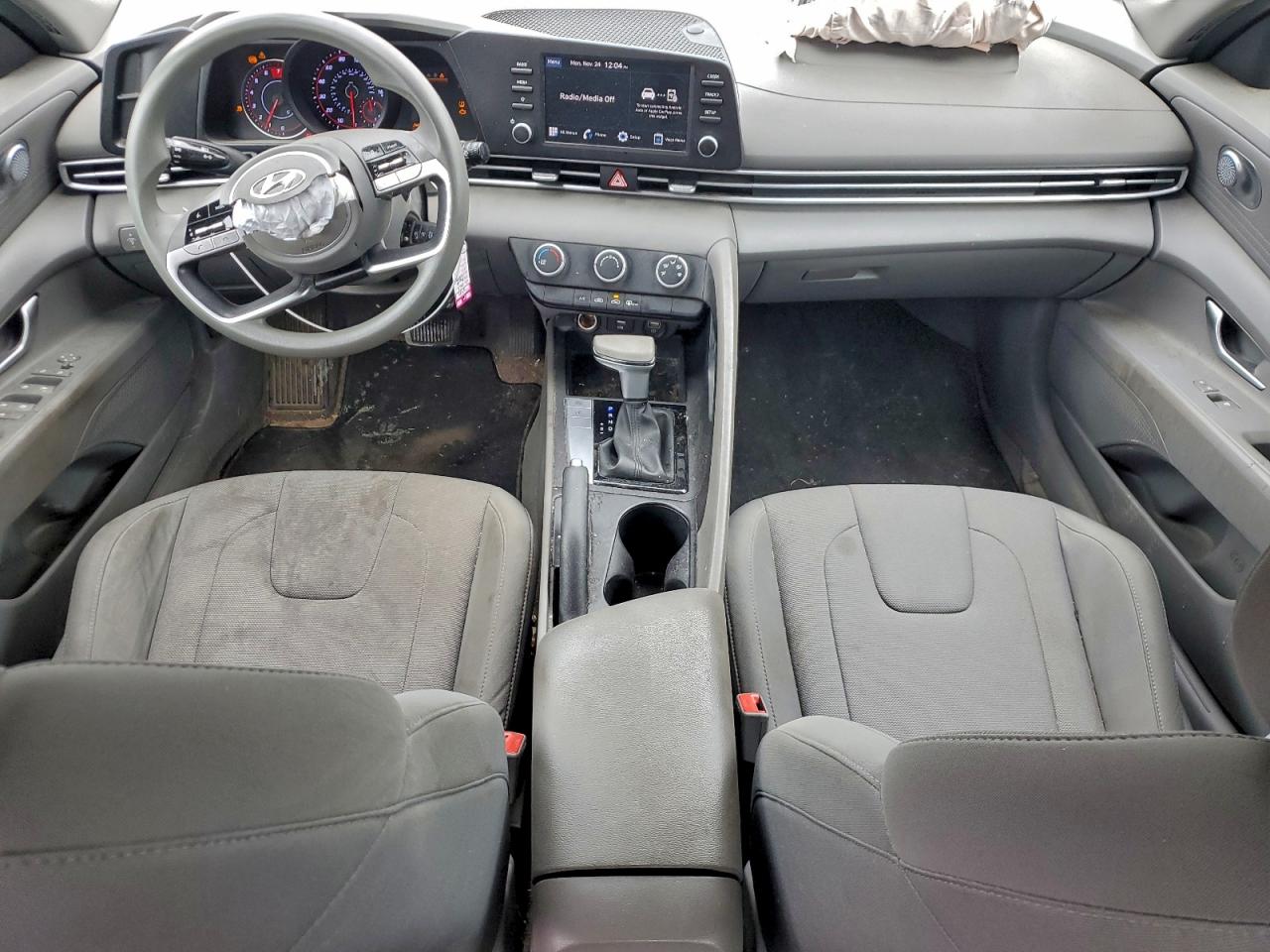 2023 HYUNDAI ELANTRA SE photo 8