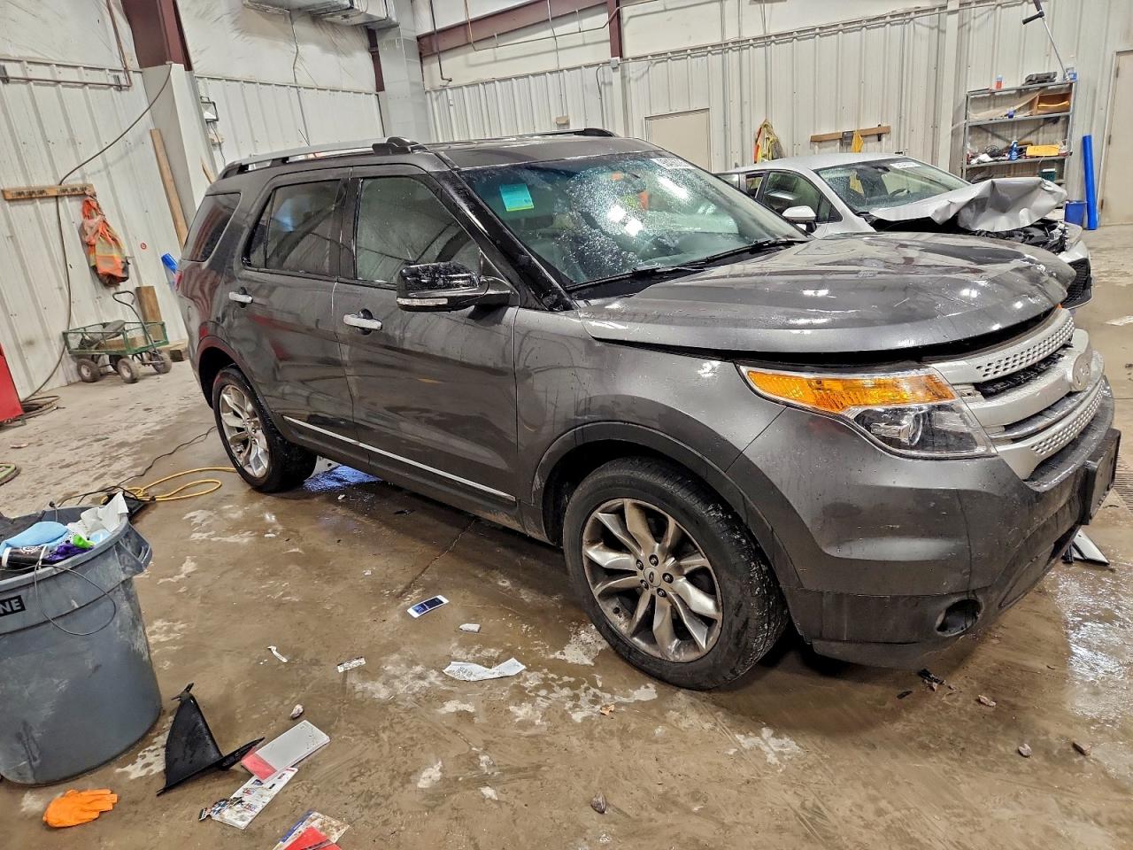 2015 FORD EXPLORER XLT photo 10
