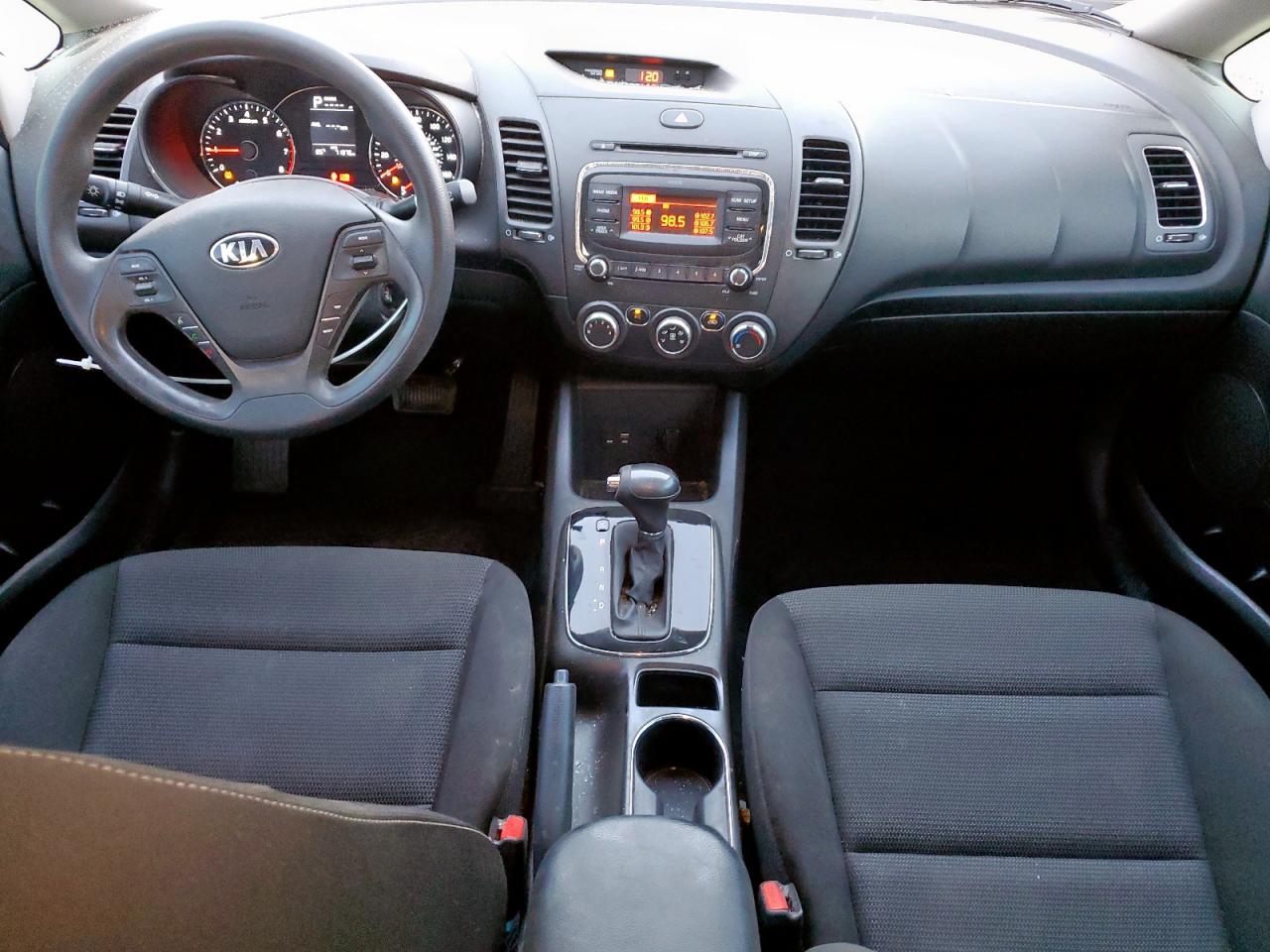 2017 KIA FORTE LX photo 15