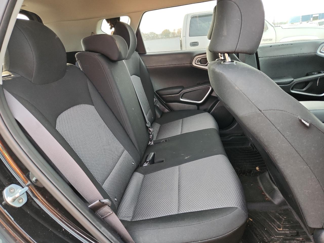 2020 KIA SOUL LX photo 10