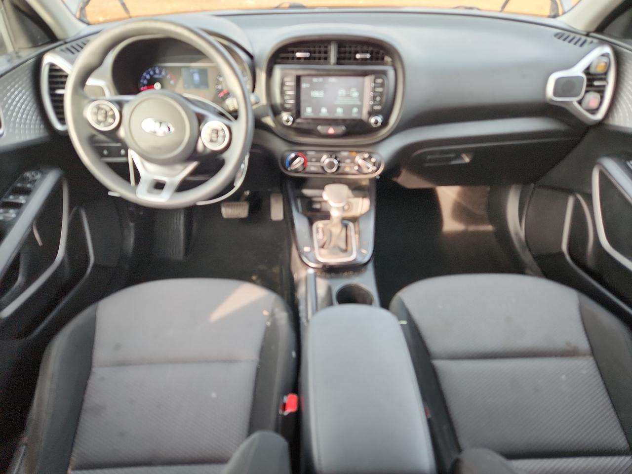 2020 KIA SOUL LX photo 8