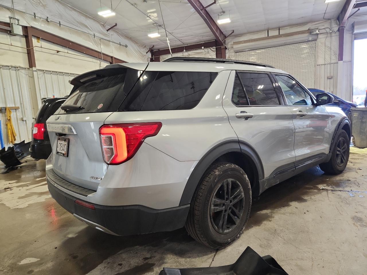 2023 FORD EXPLORER XLT photo 7