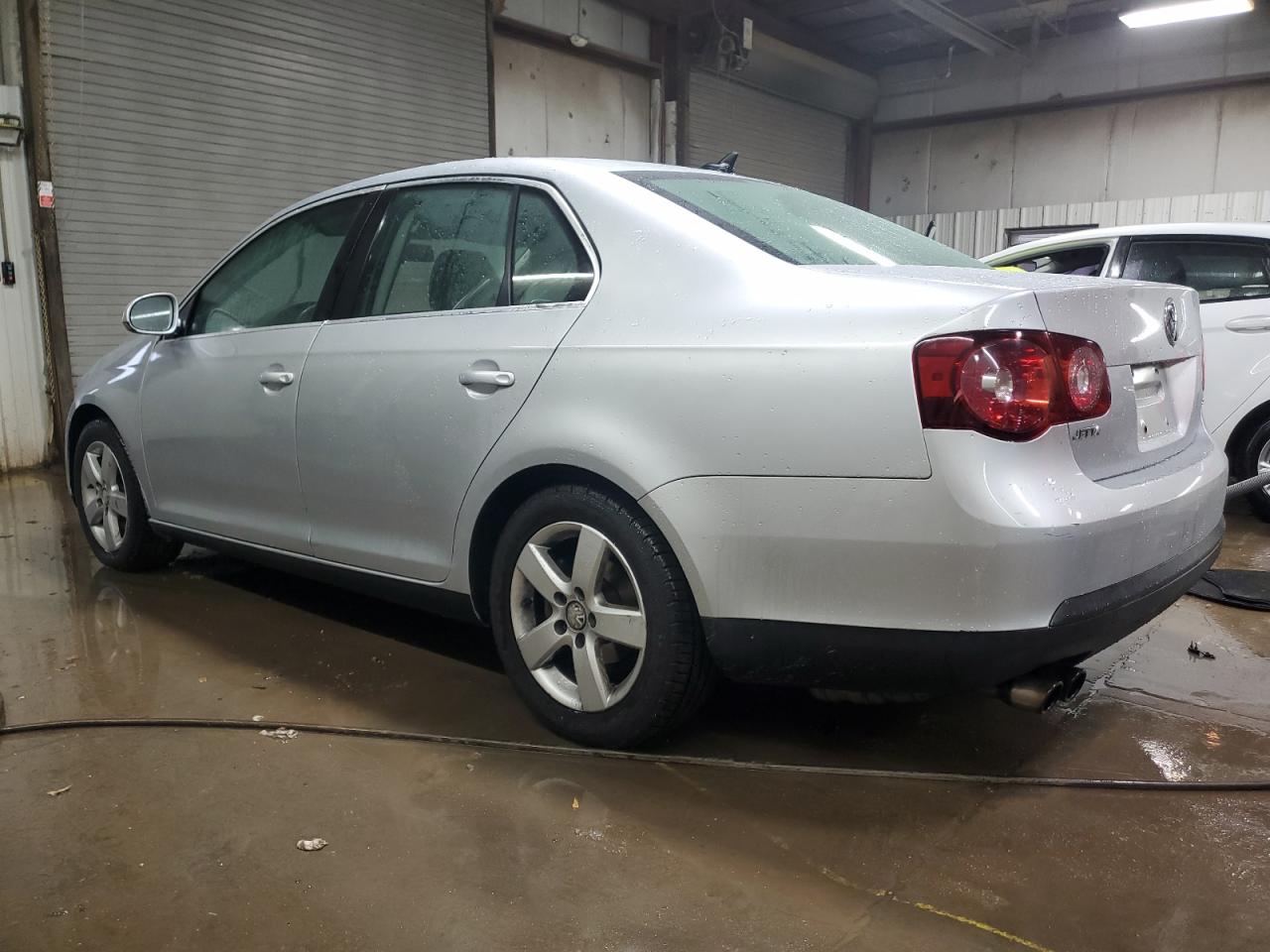 2009 VOLKSWAGEN JETTA SE photo 4