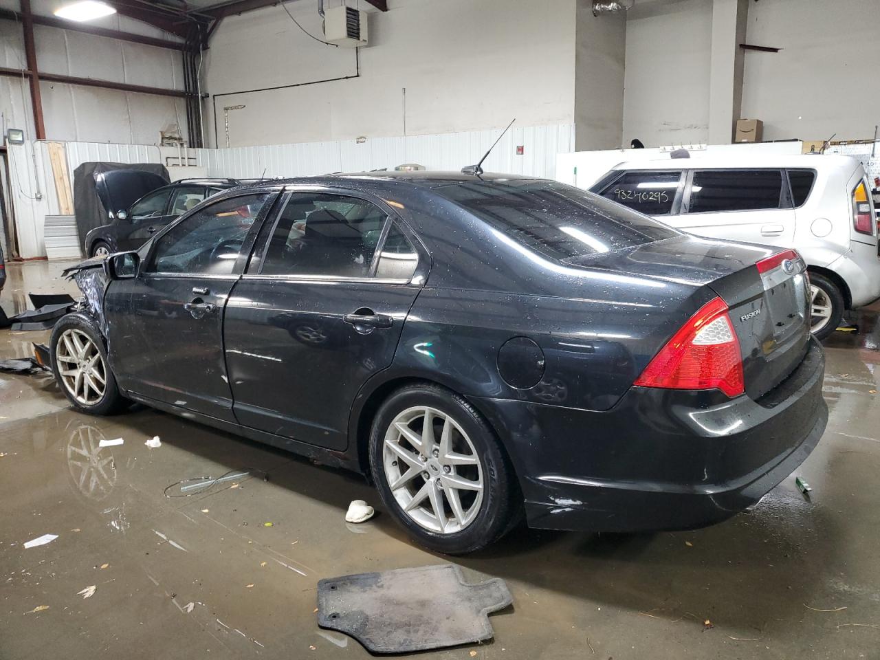 2010 FORD FUSION SEL photo 4