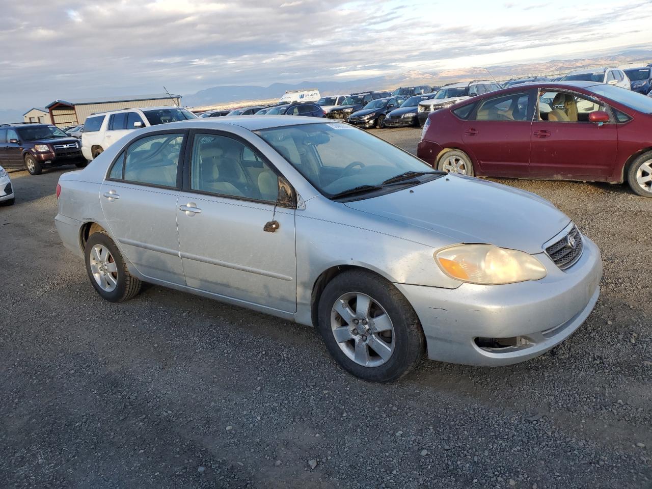 2008 TOYOTA COROLLA photo 4