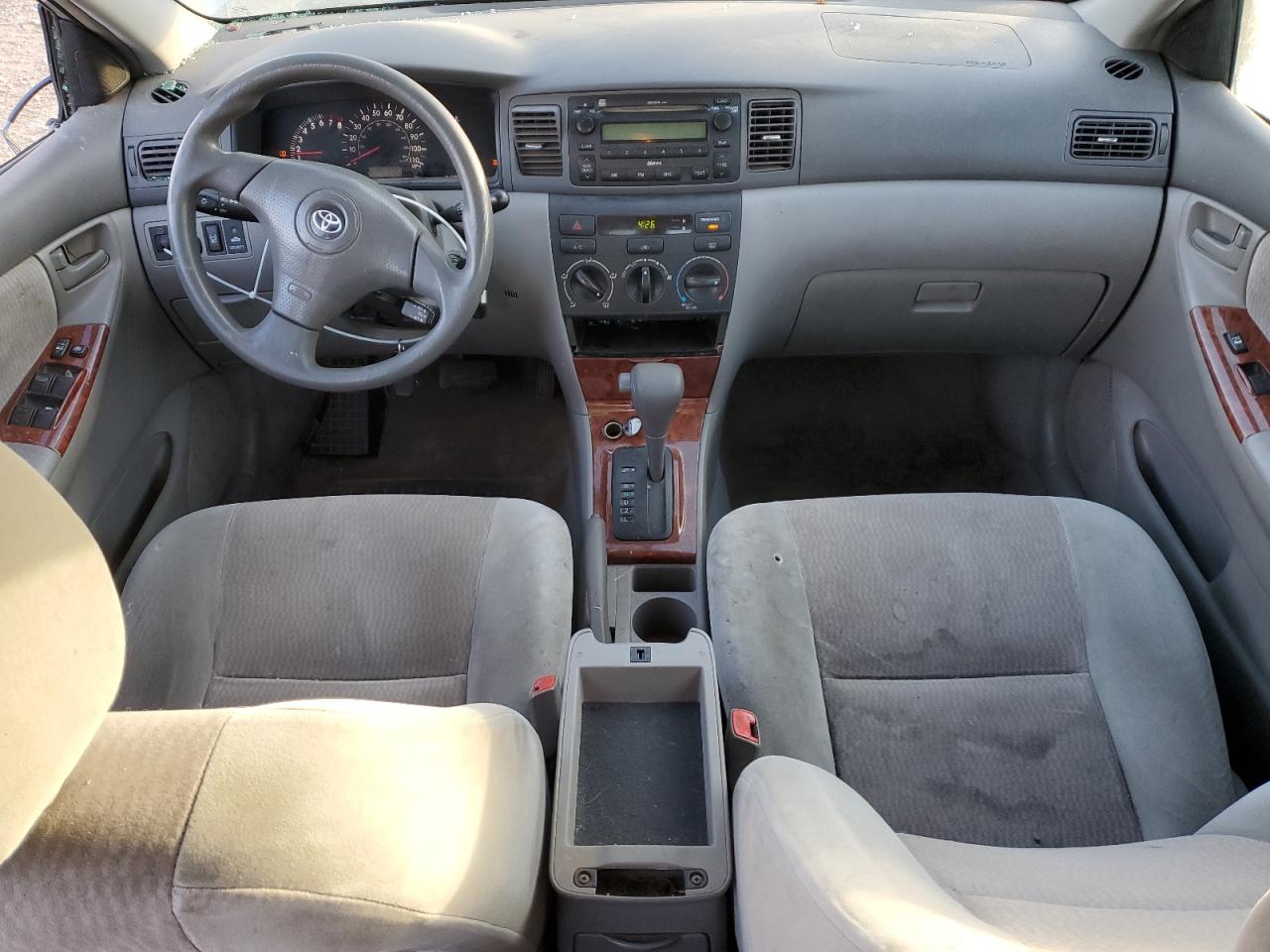 2008 TOYOTA COROLLA photo 8