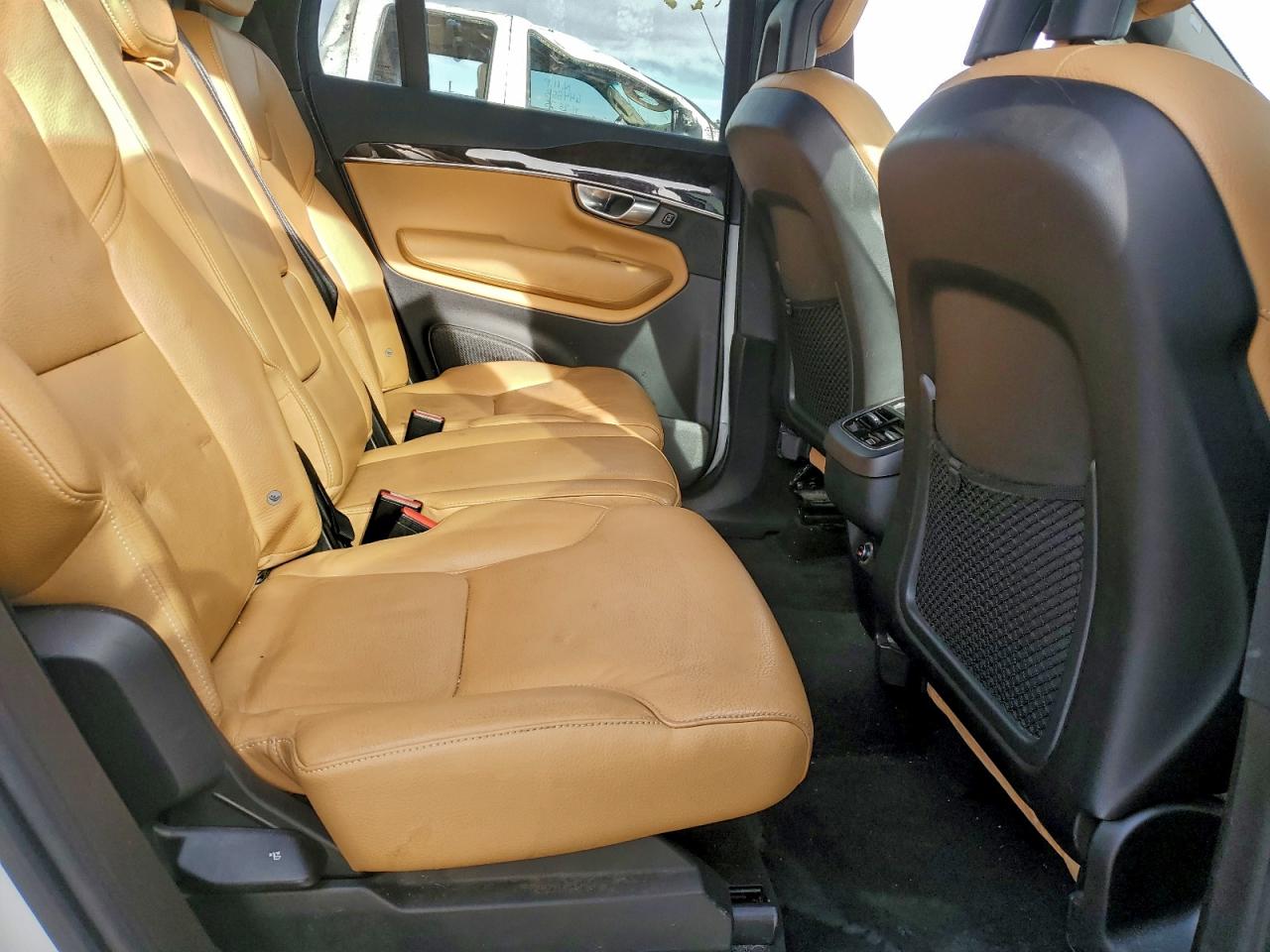 2018 VOLVO XC90 T6 photo 21