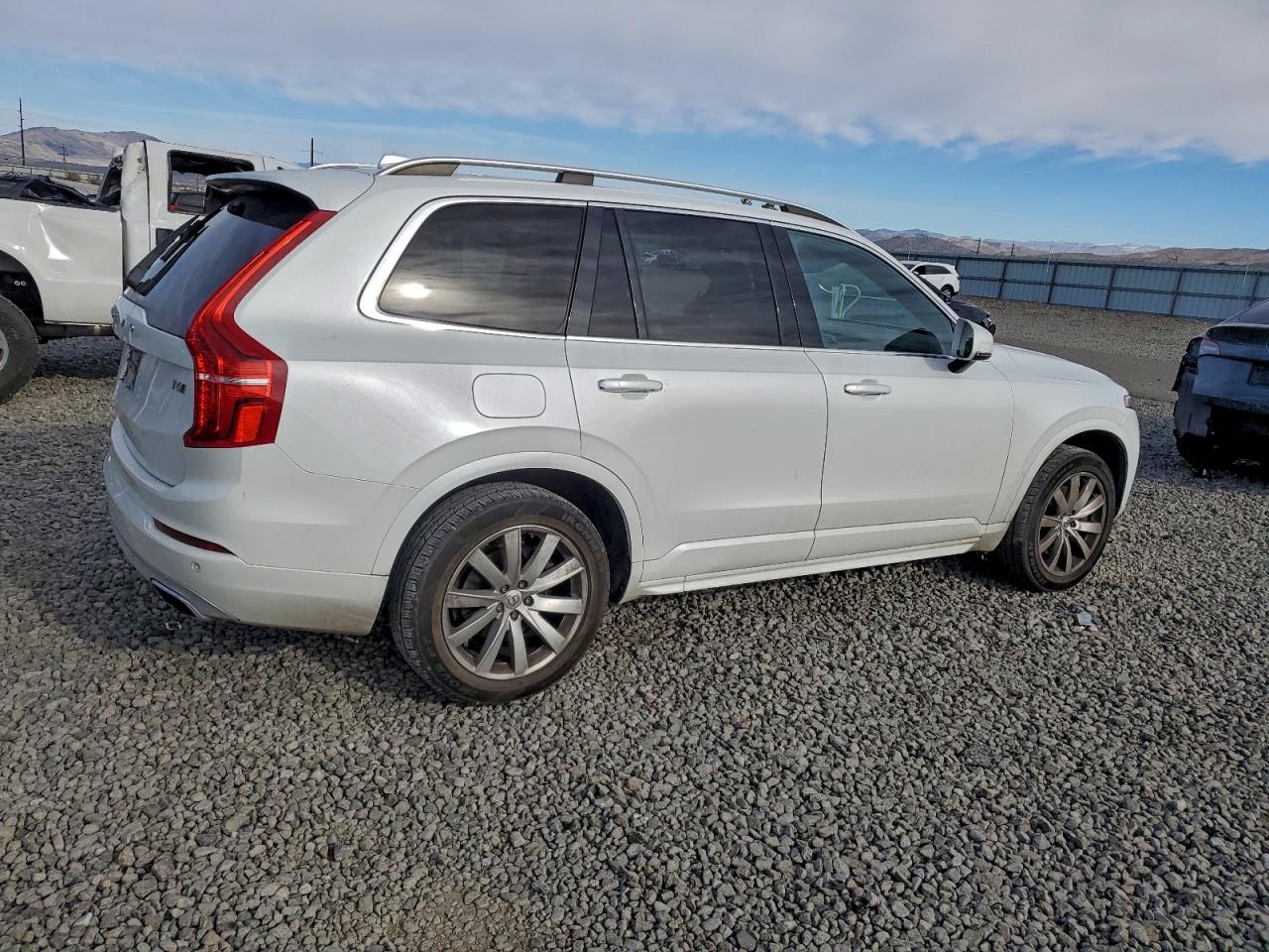 2018 VOLVO XC90 T6 photo 5