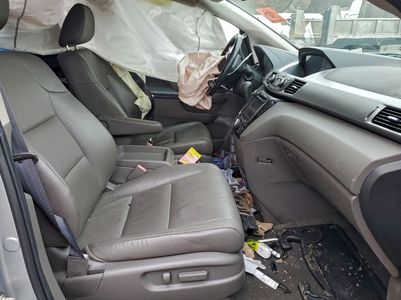 2016 HONDA ODYSSEY EXL photo 13