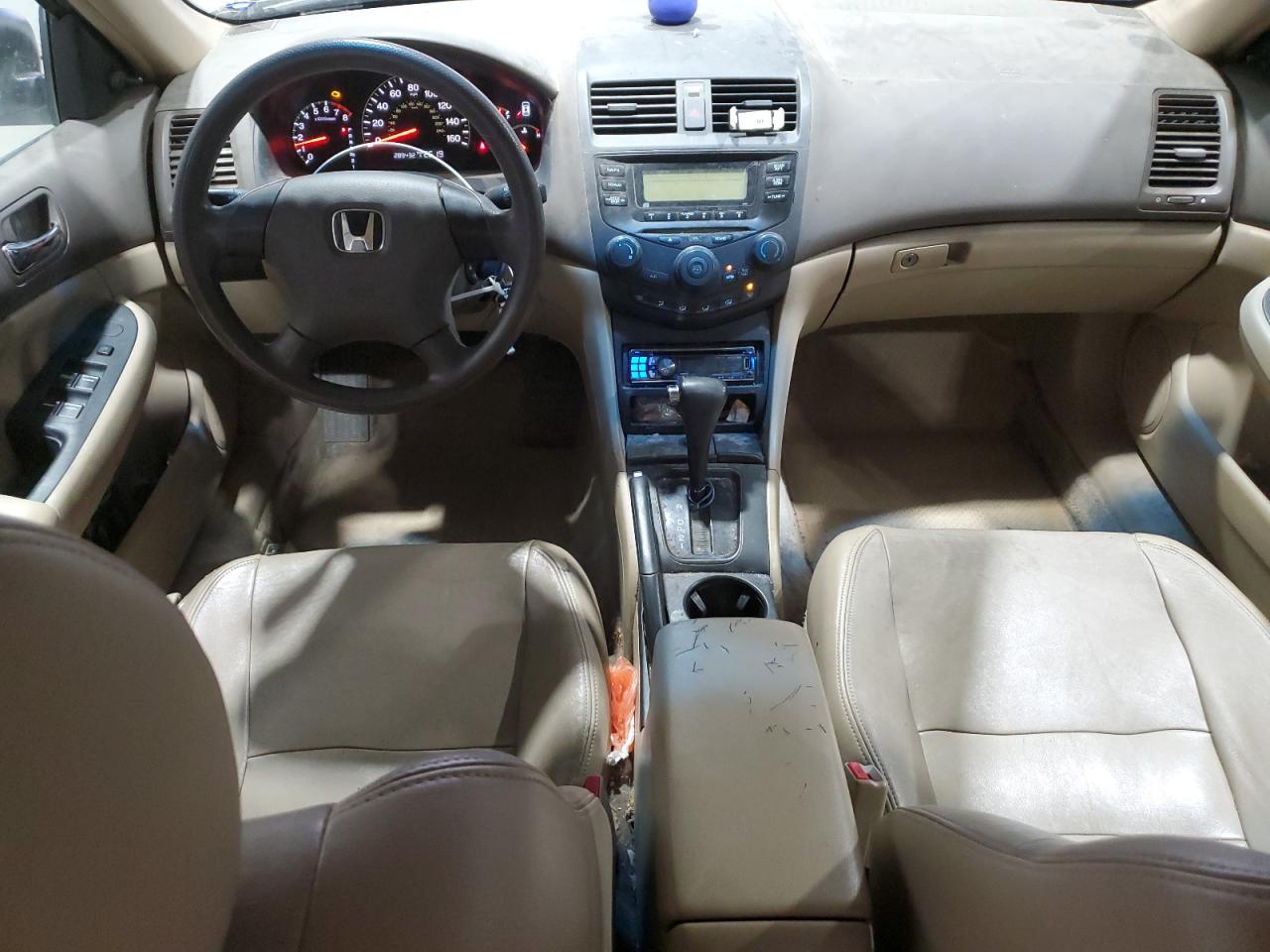 2004 HONDA ACCORD DX photo 15