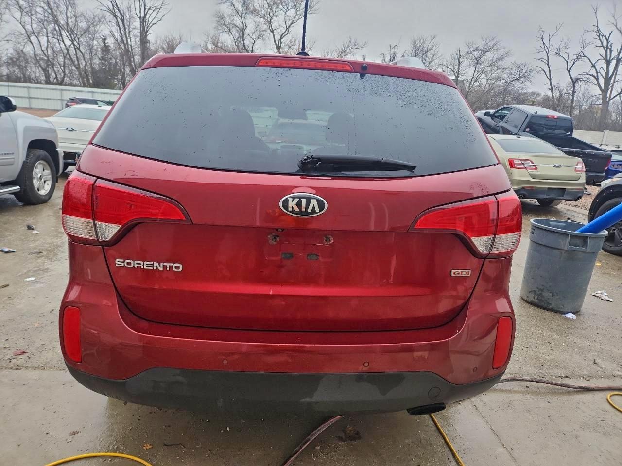 2015 KIA SORENTO LX photo 16