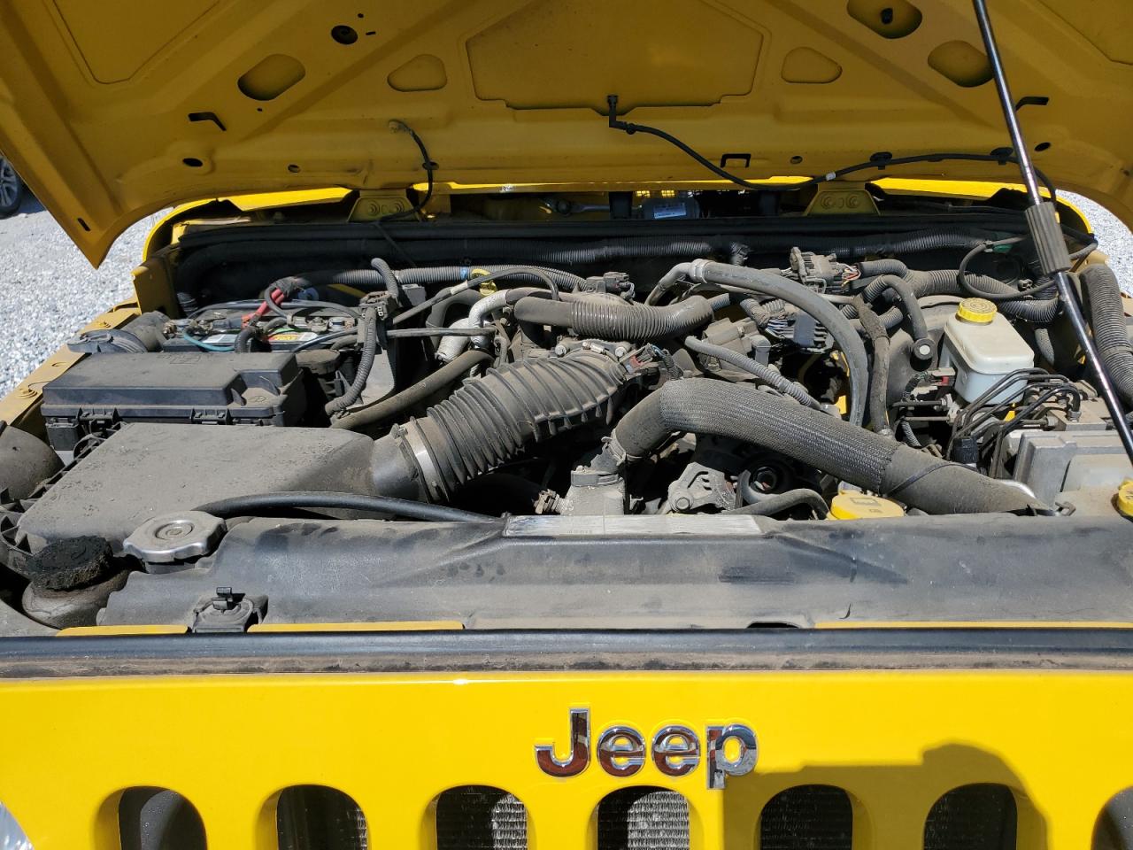 2011 JEEP WRANGLER SPORT photo 34