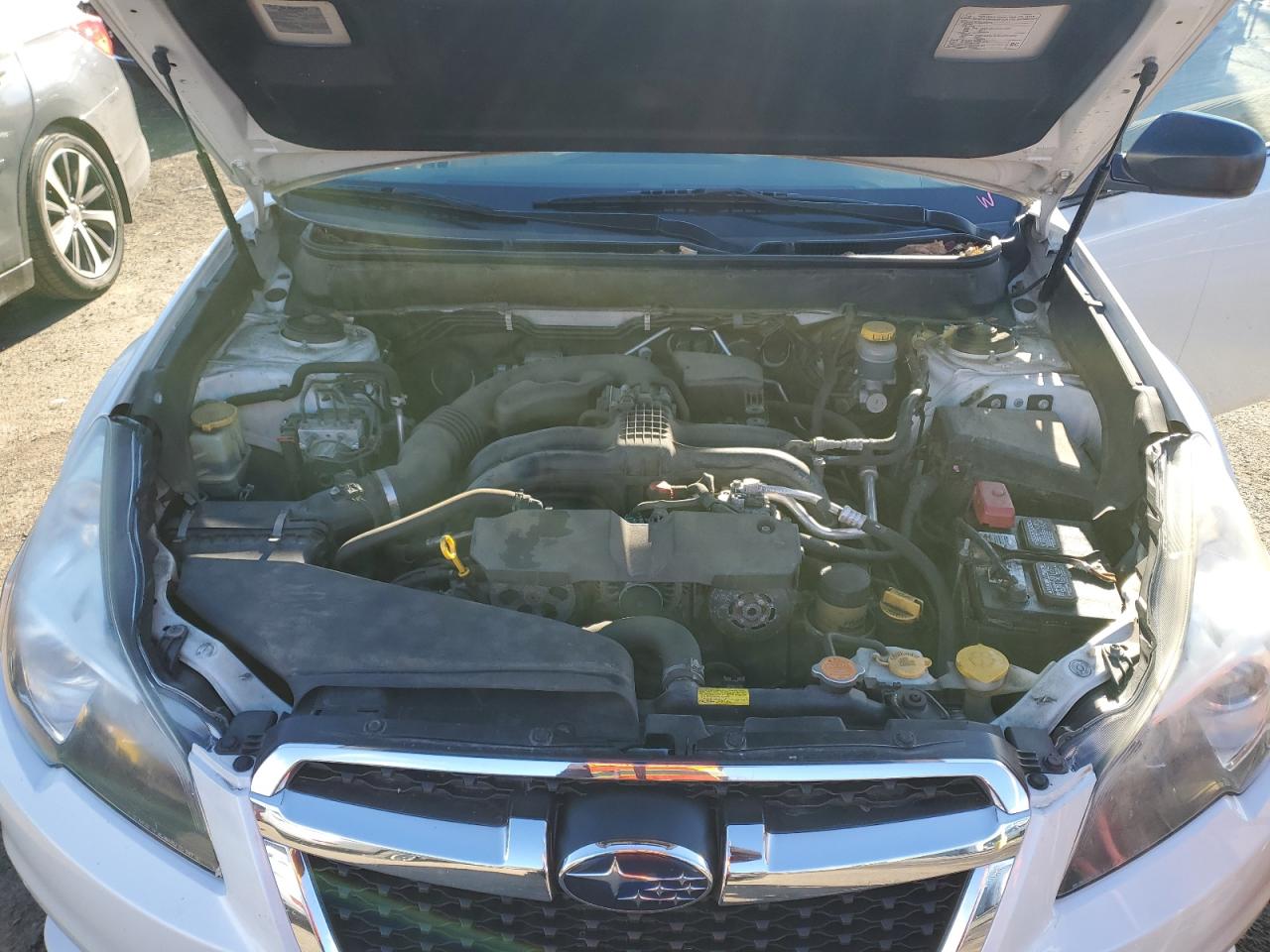 2013 SUBARU LEGACY 2.5I photo 21
