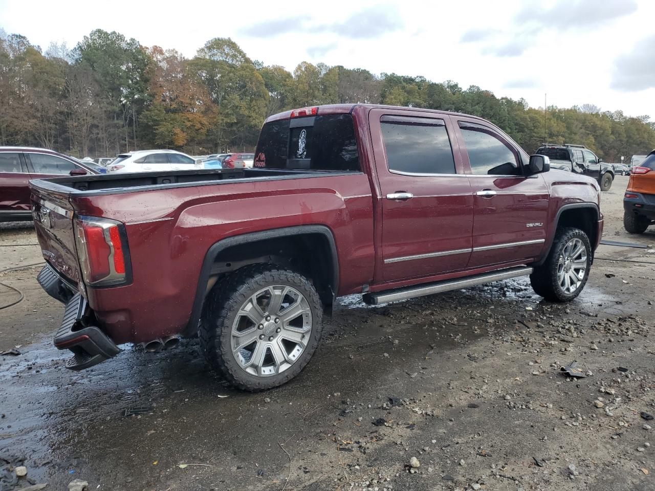 2017 GMC SIERRA K1500 DENALI photo 3