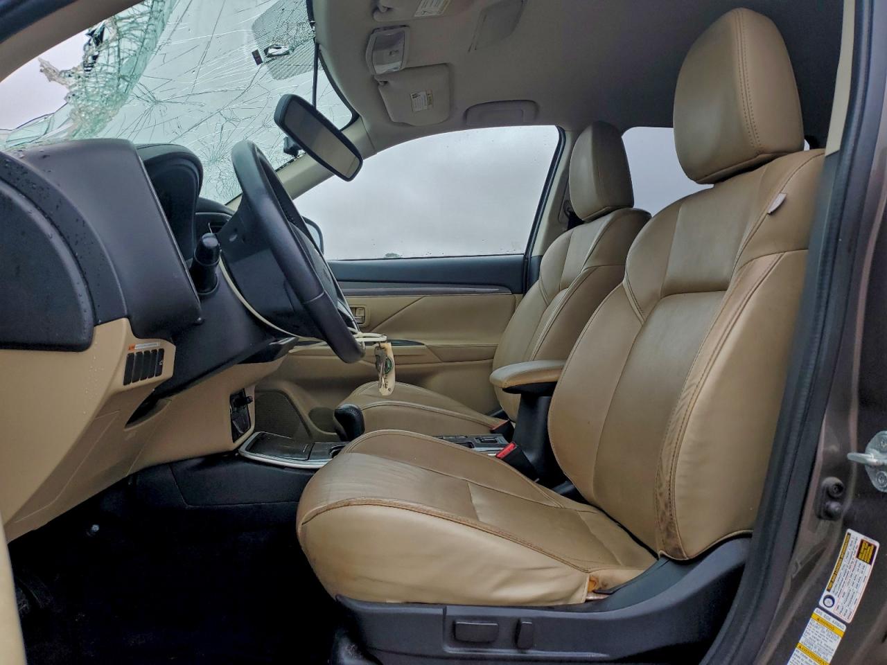 2019 MITSUBISHI OUTLANDER SE photo 19