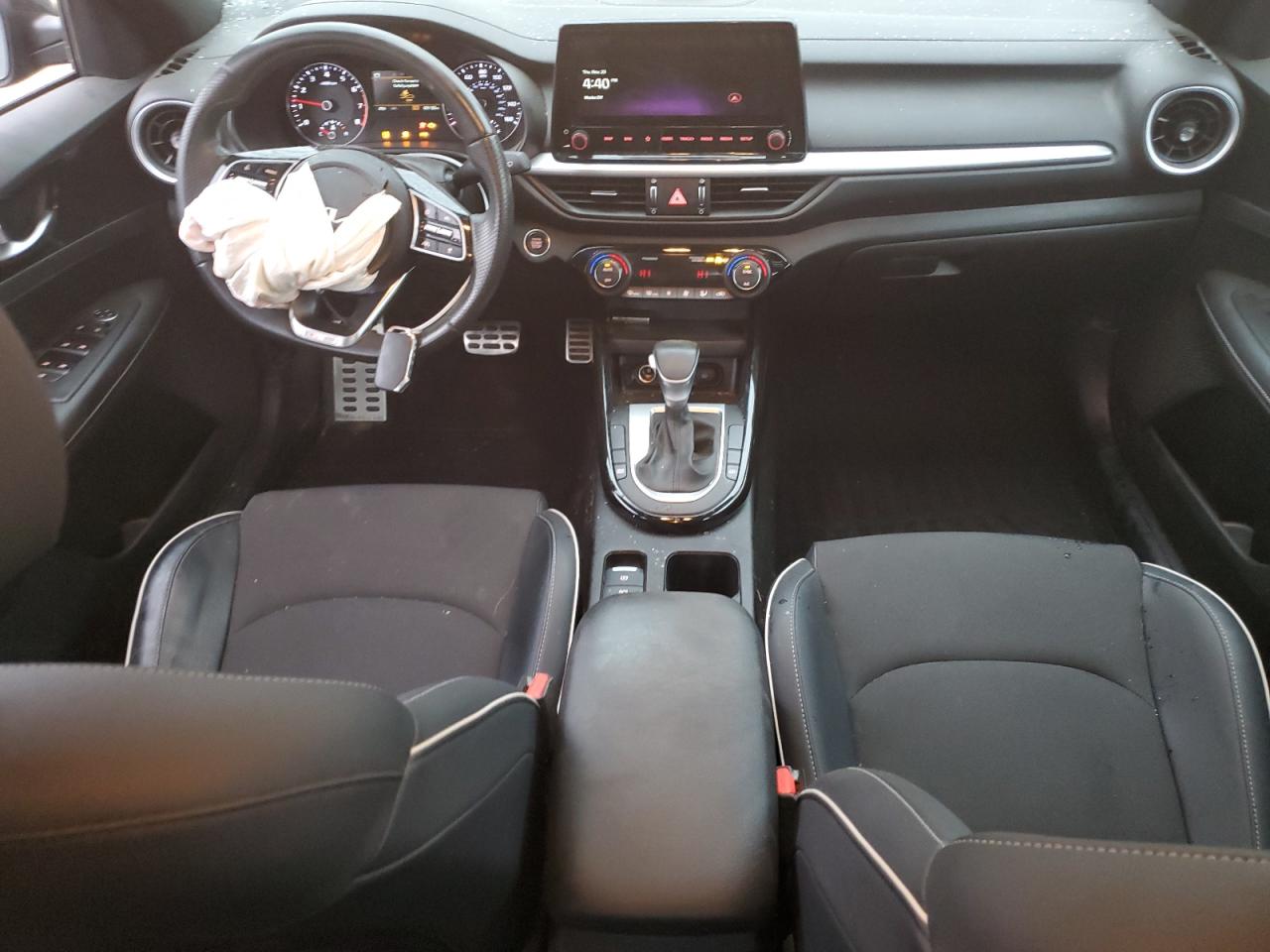 2023 KIA FORTE GT LINE photo 15