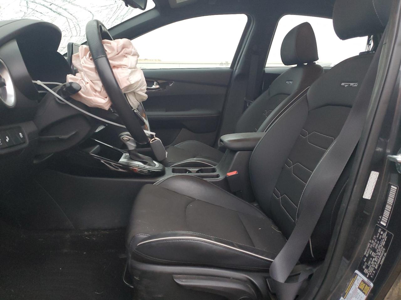 2023 KIA FORTE GT LINE photo 13