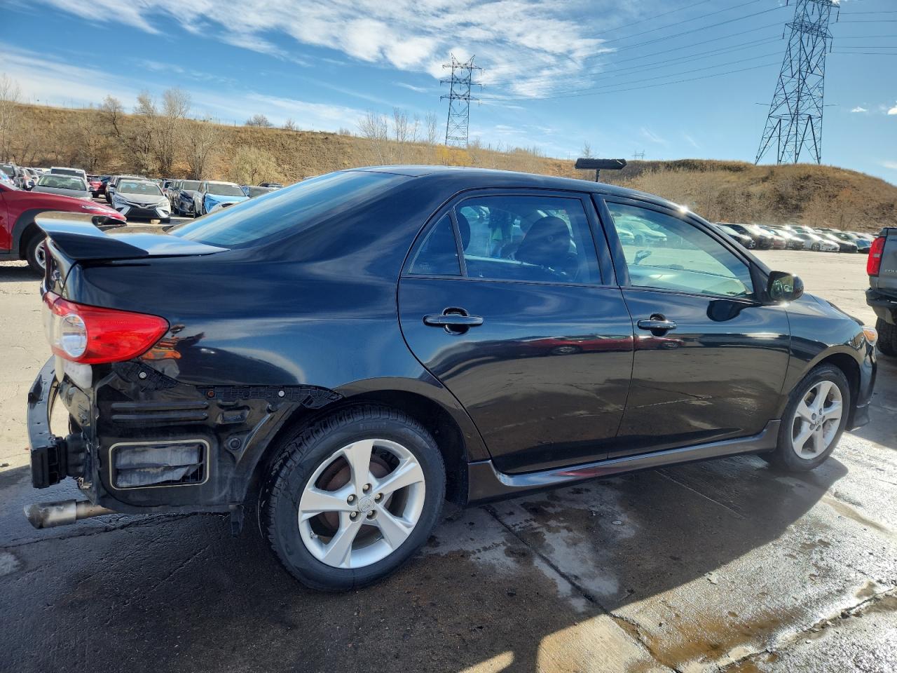 2011 TOYOTA COROLLA S photo 5