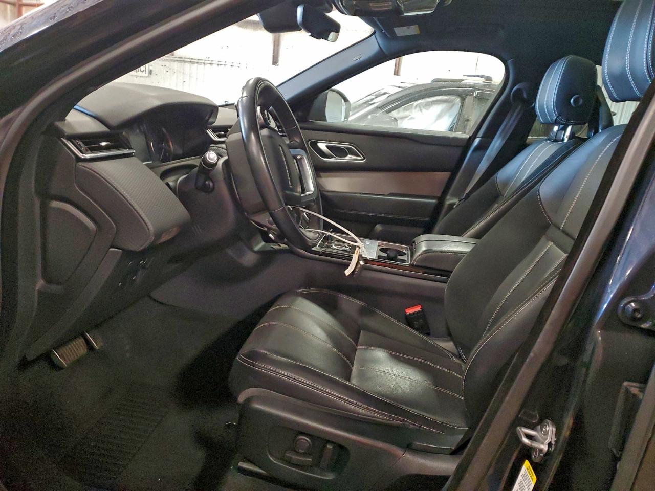 2020 LAND ROVER RANGE ROVER VELAR R-DYNAMIC S photo 19