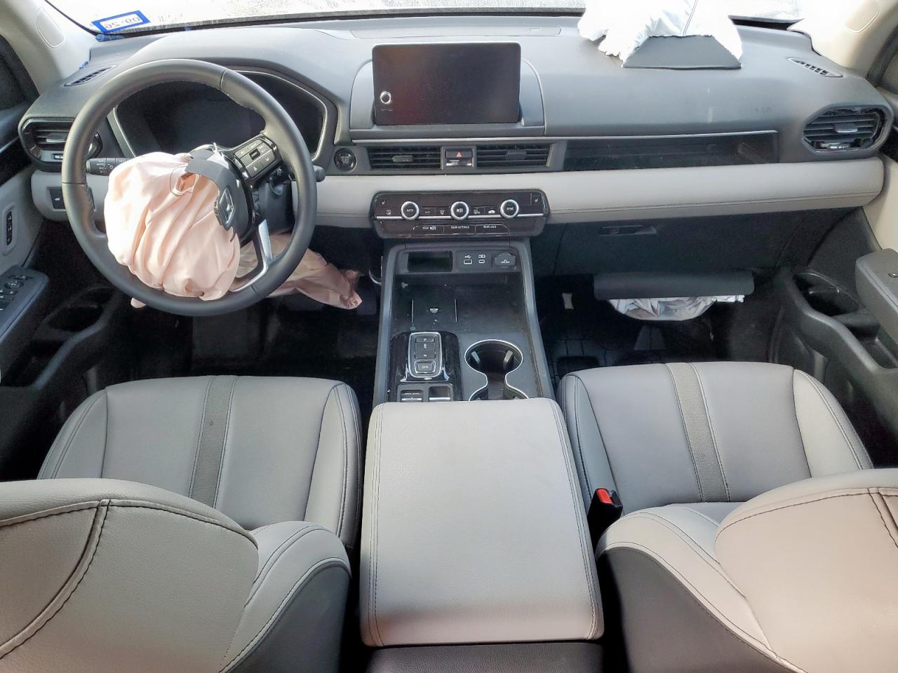 2025 HONDA PILOT EXL photo 8