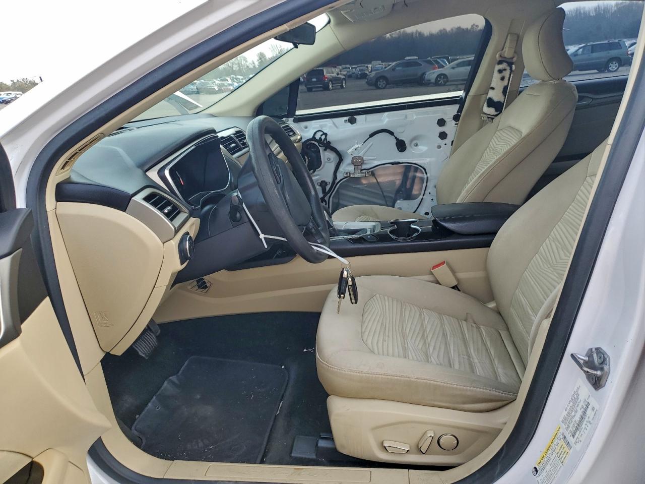 2016 FORD FUSION SE photo 13
