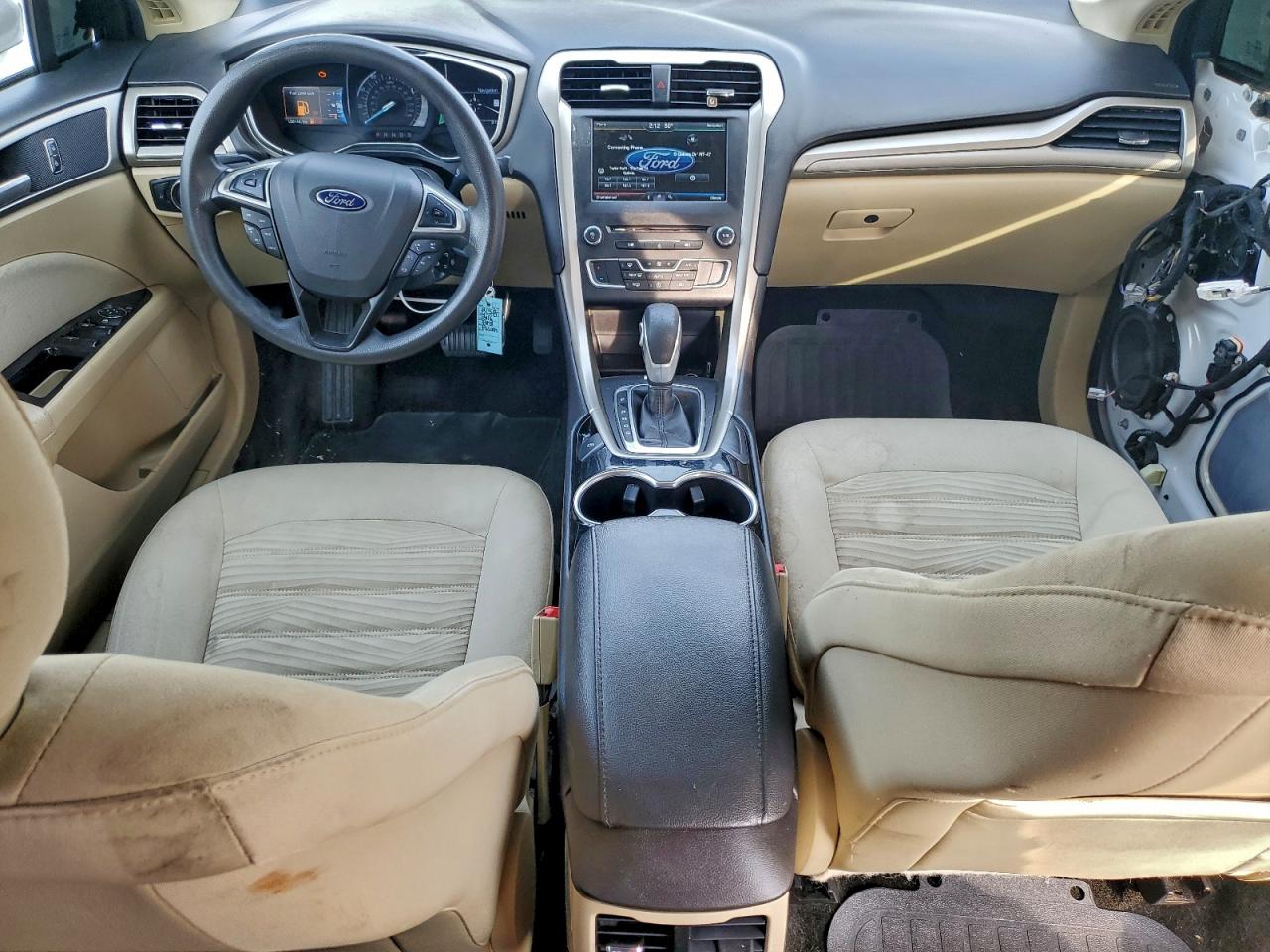 2016 FORD FUSION SE photo 15