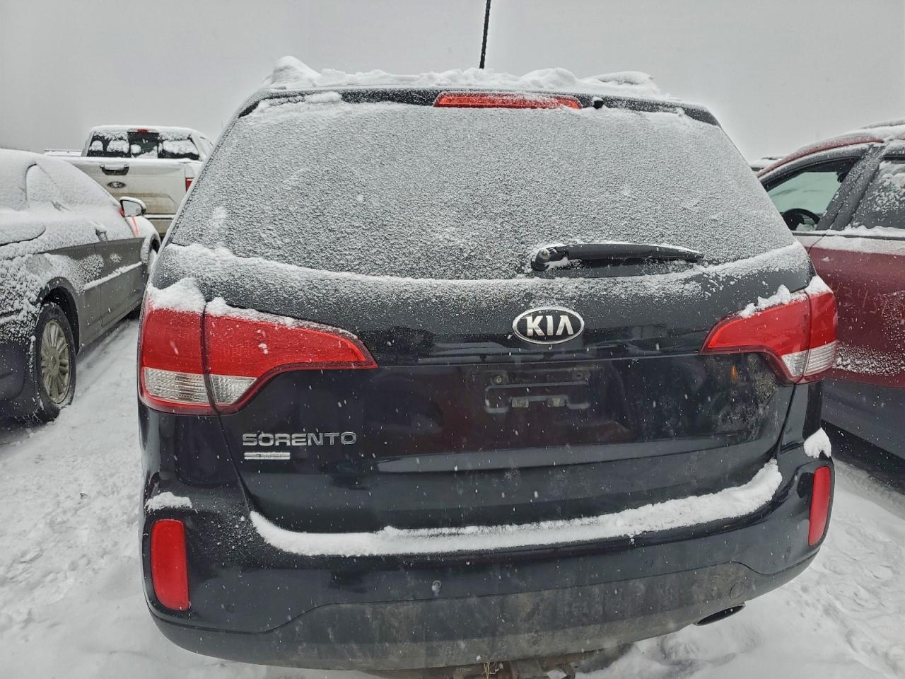 2014 KIA SORENTO LX photo 16