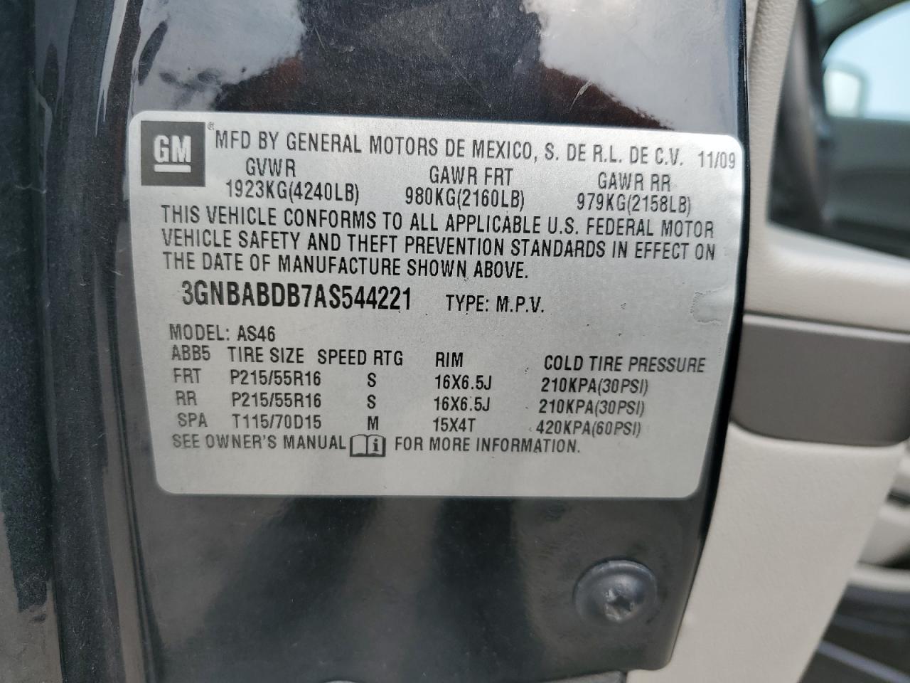 2010 CHEVROLET HHR LT photo 25