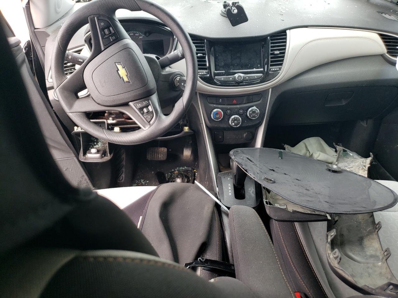2019 CHEVROLET TRAX LS photo 22