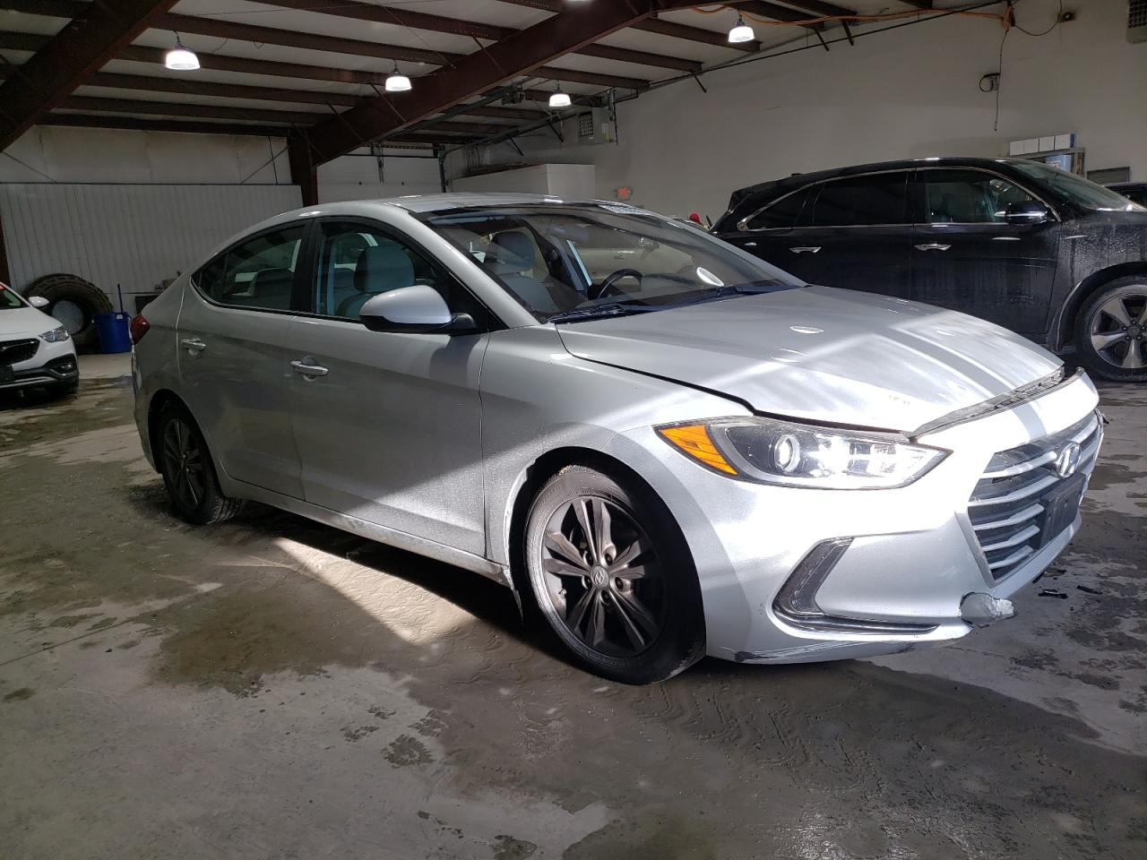 2017 HYUNDAI ELANTRA SE photo 4