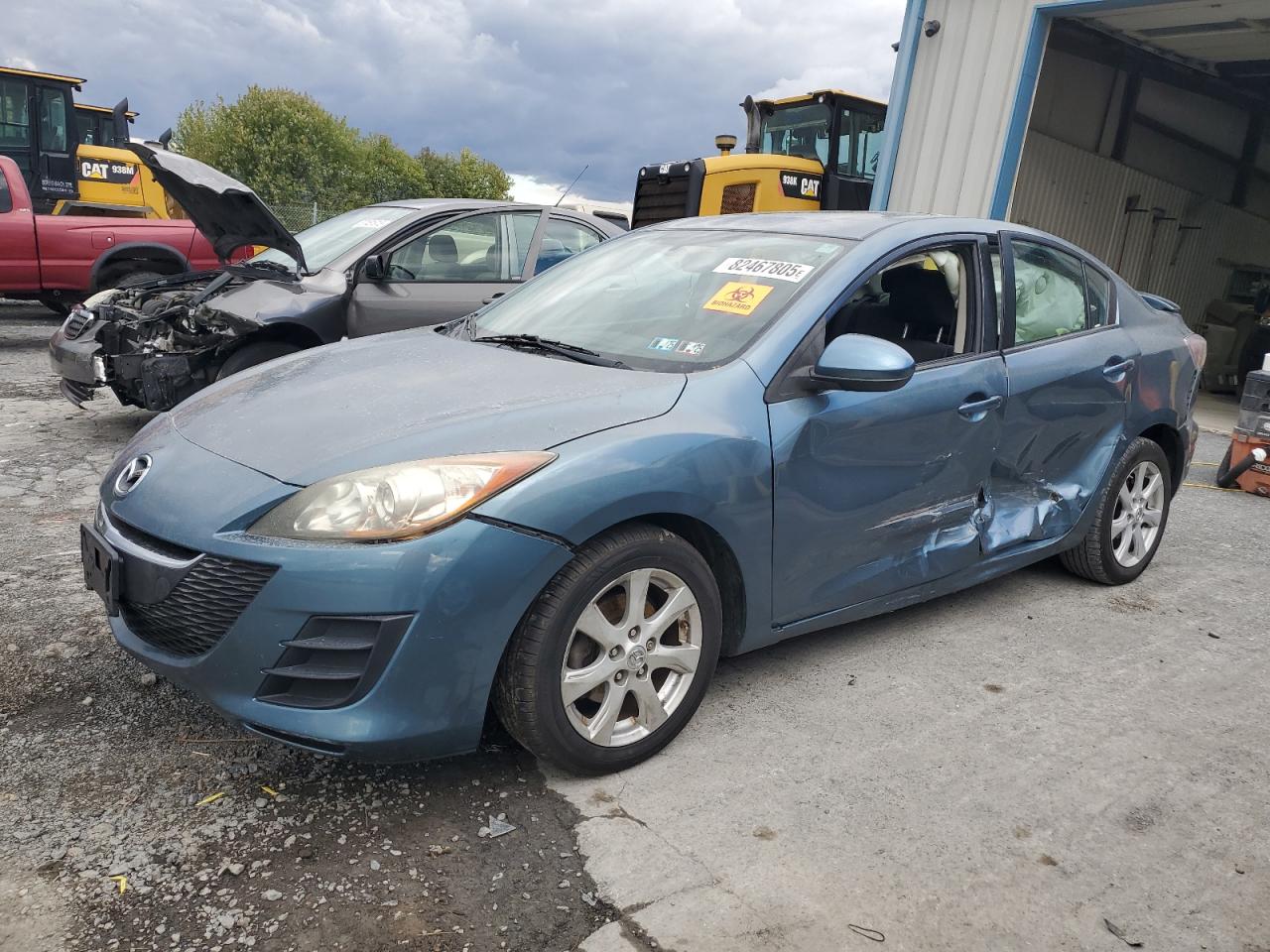2010 MAZDA 3