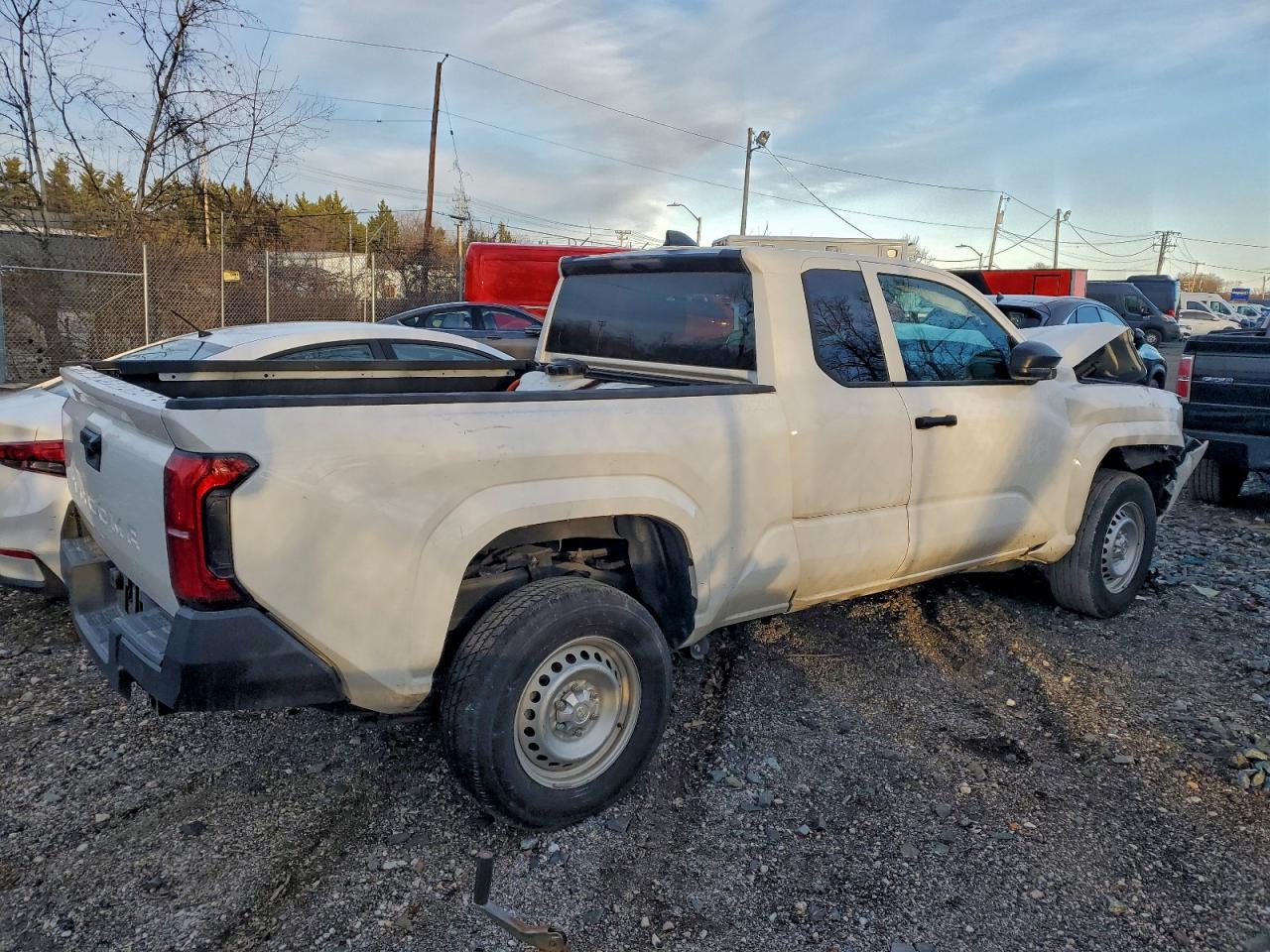 2024 TOYOTA TACOMA XTRACAB photo 3