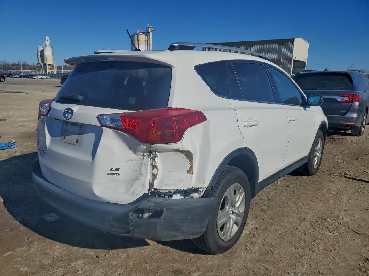 2015 TOYOTA RAV4 photo 5
