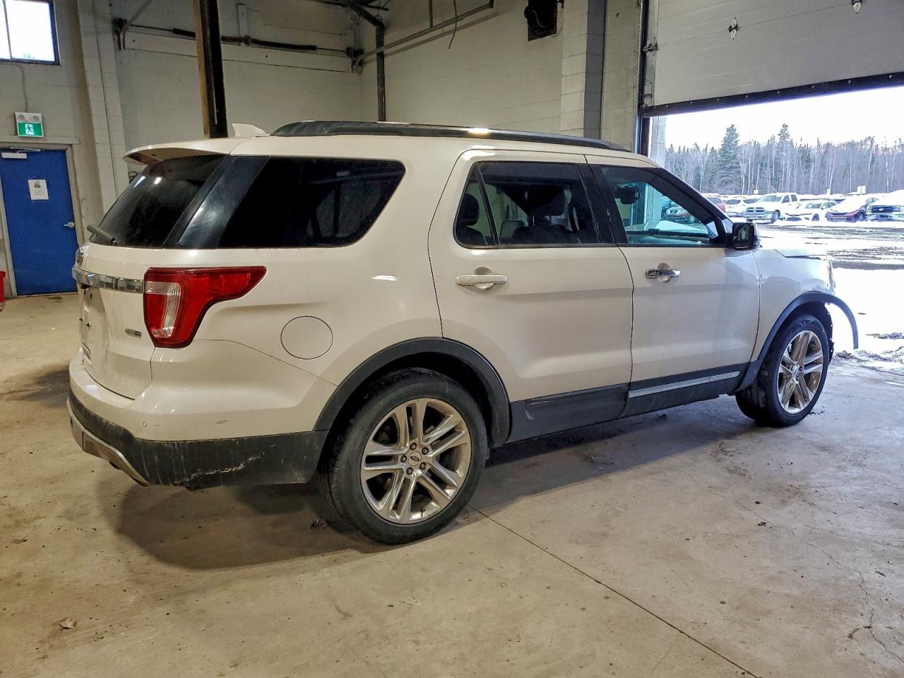 2016 FORD EXPLORER LIMITED photo 3