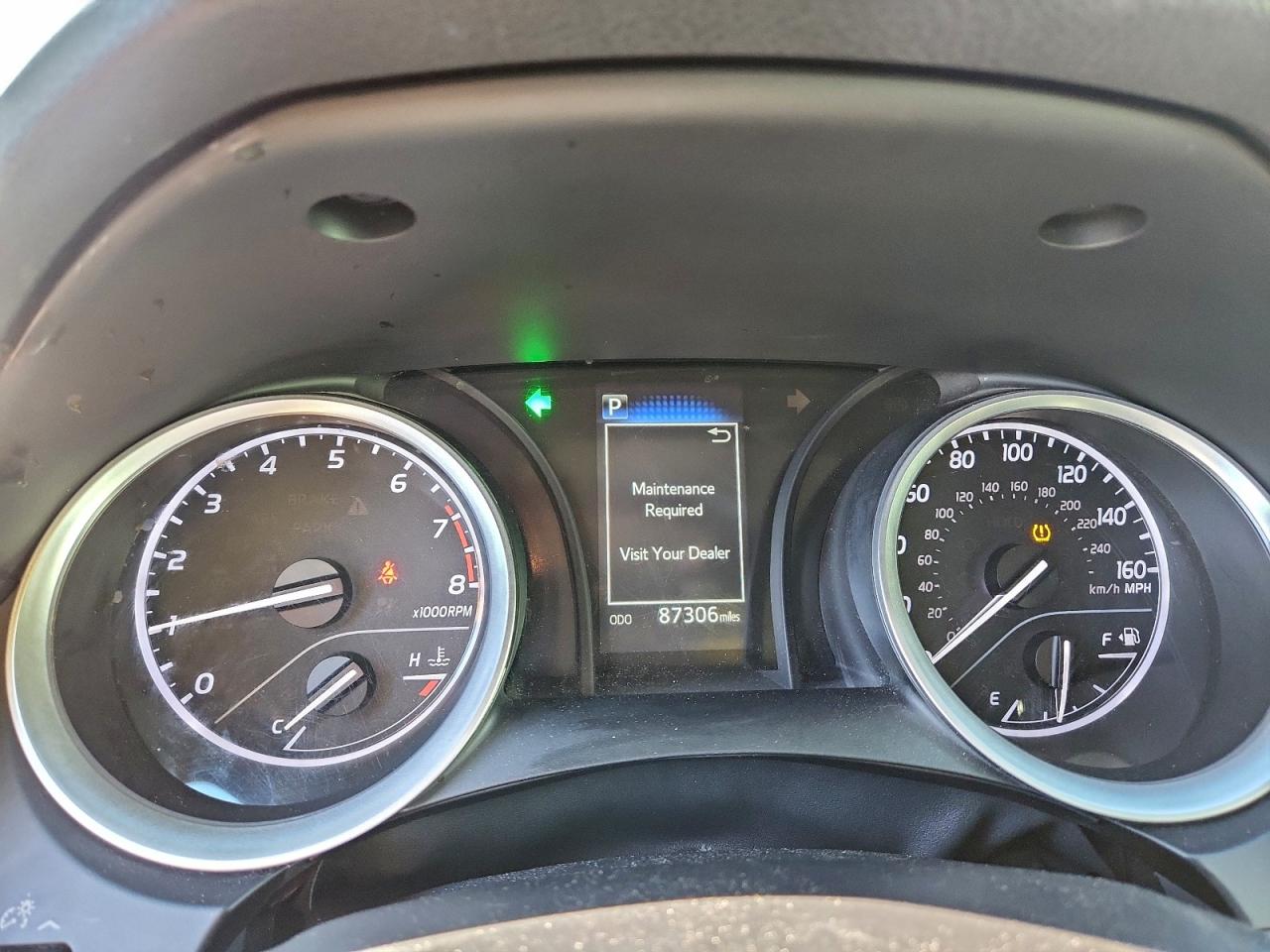 2022 TOYOTA CAMRY LE photo 25