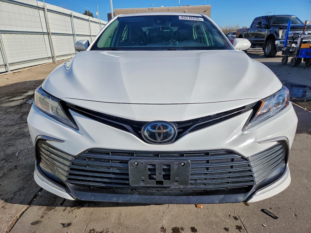 2022 TOYOTA CAMRY LE photo 13
