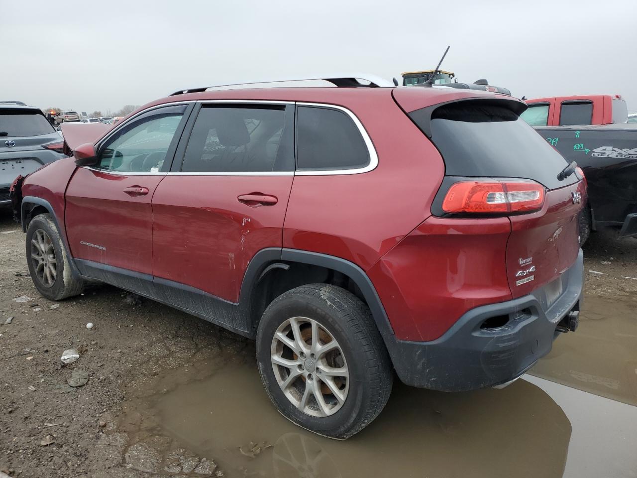 2015 JEEP CHEROKEE LATITUDE photo 4