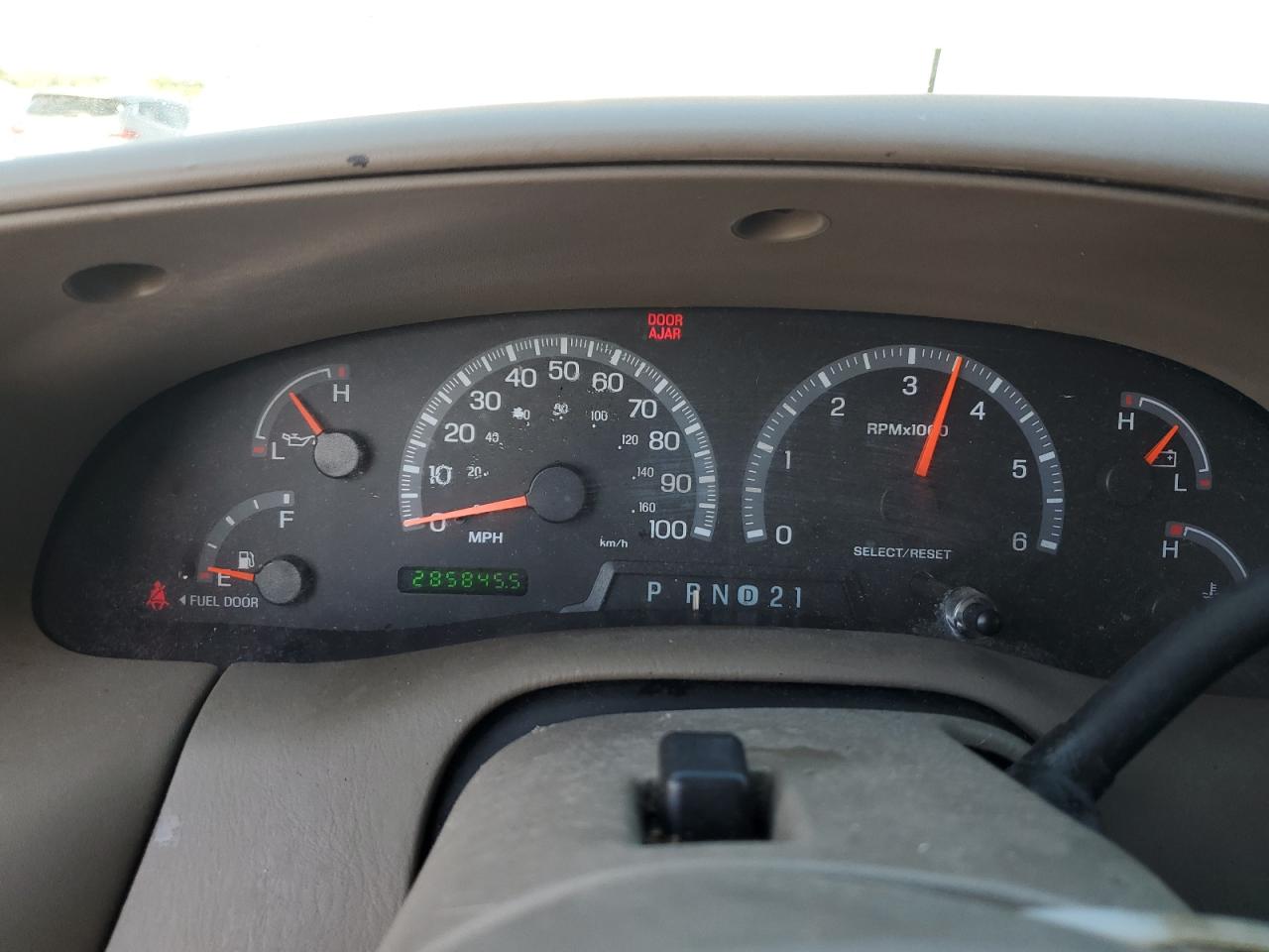 2002 FORD EXPEDITION XLT photo 9