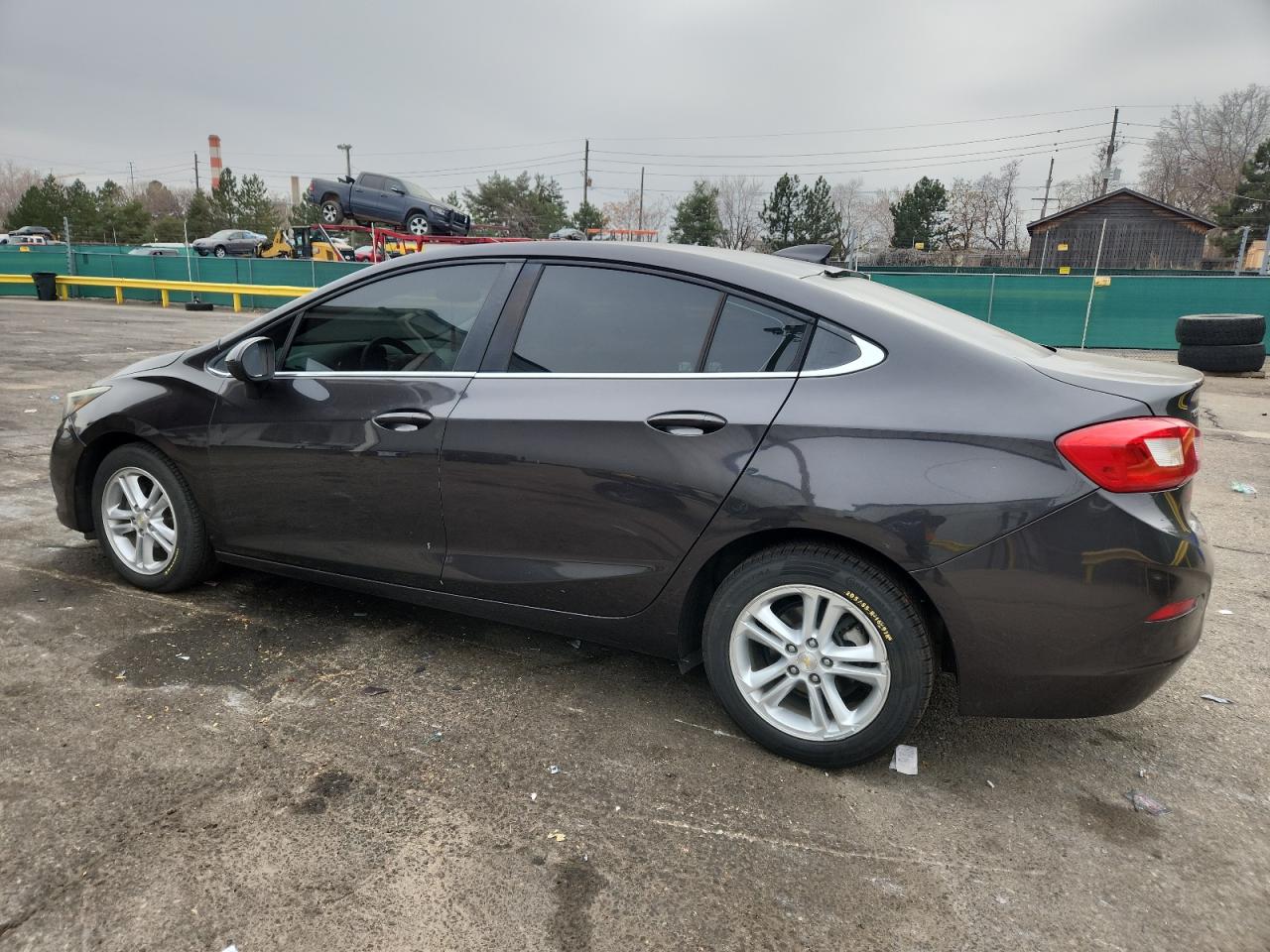 2016 CHEVROLET CRUZE LT photo 2