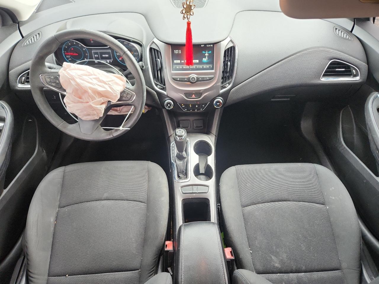 2016 CHEVROLET CRUZE LT photo 8