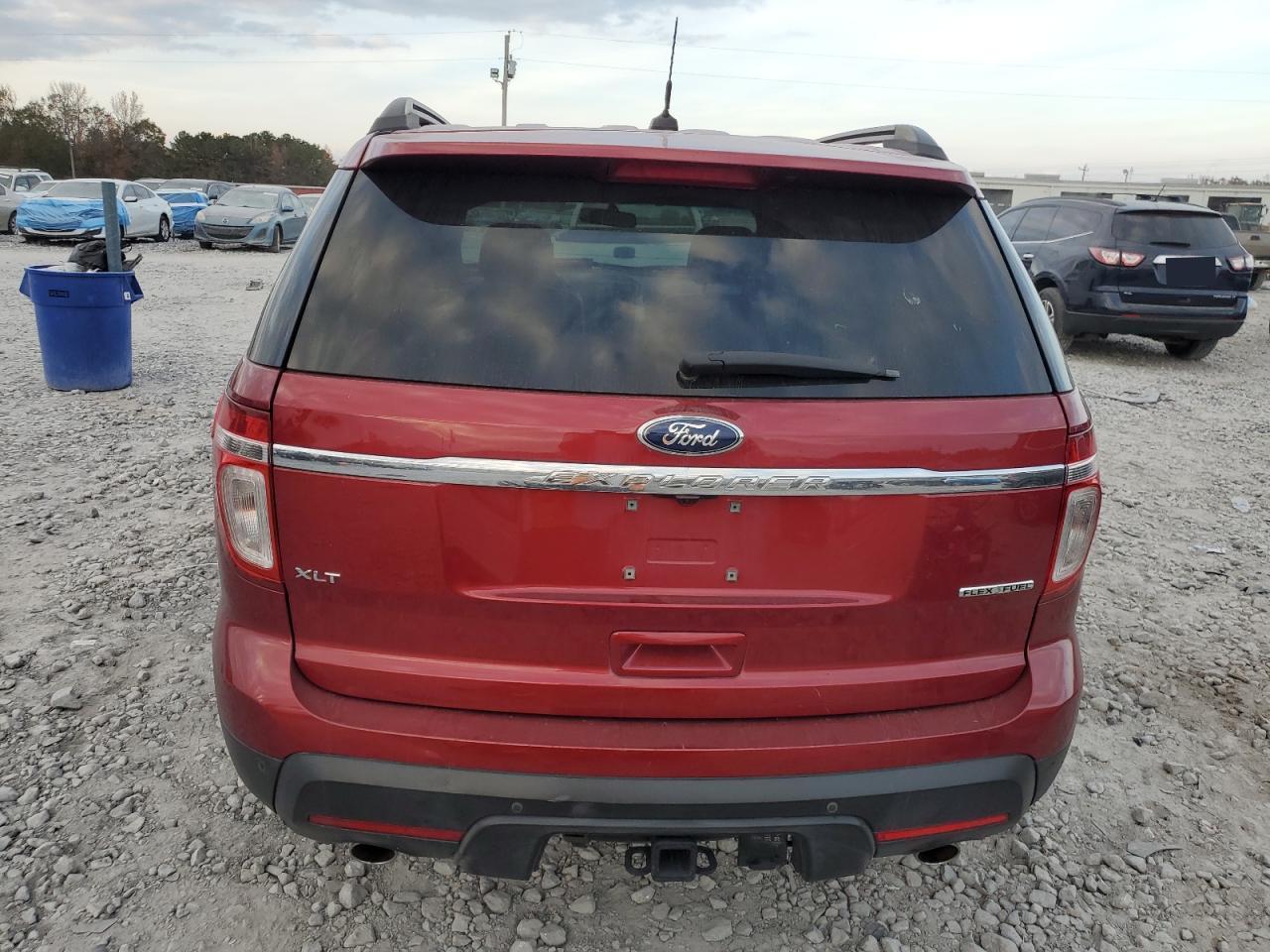 2013 FORD EXPLORER XLT photo 6